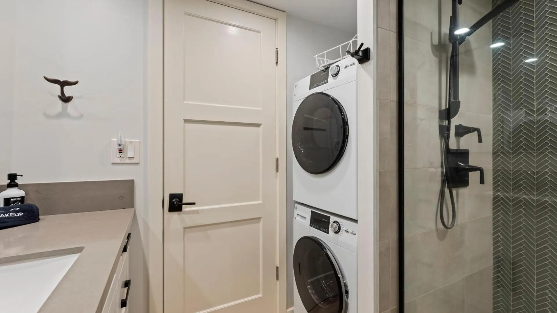 Whaler 508- Fully Remodeled Whaler Condo, Stunning Kaanapali Black Rock View Διαμέρισμα *