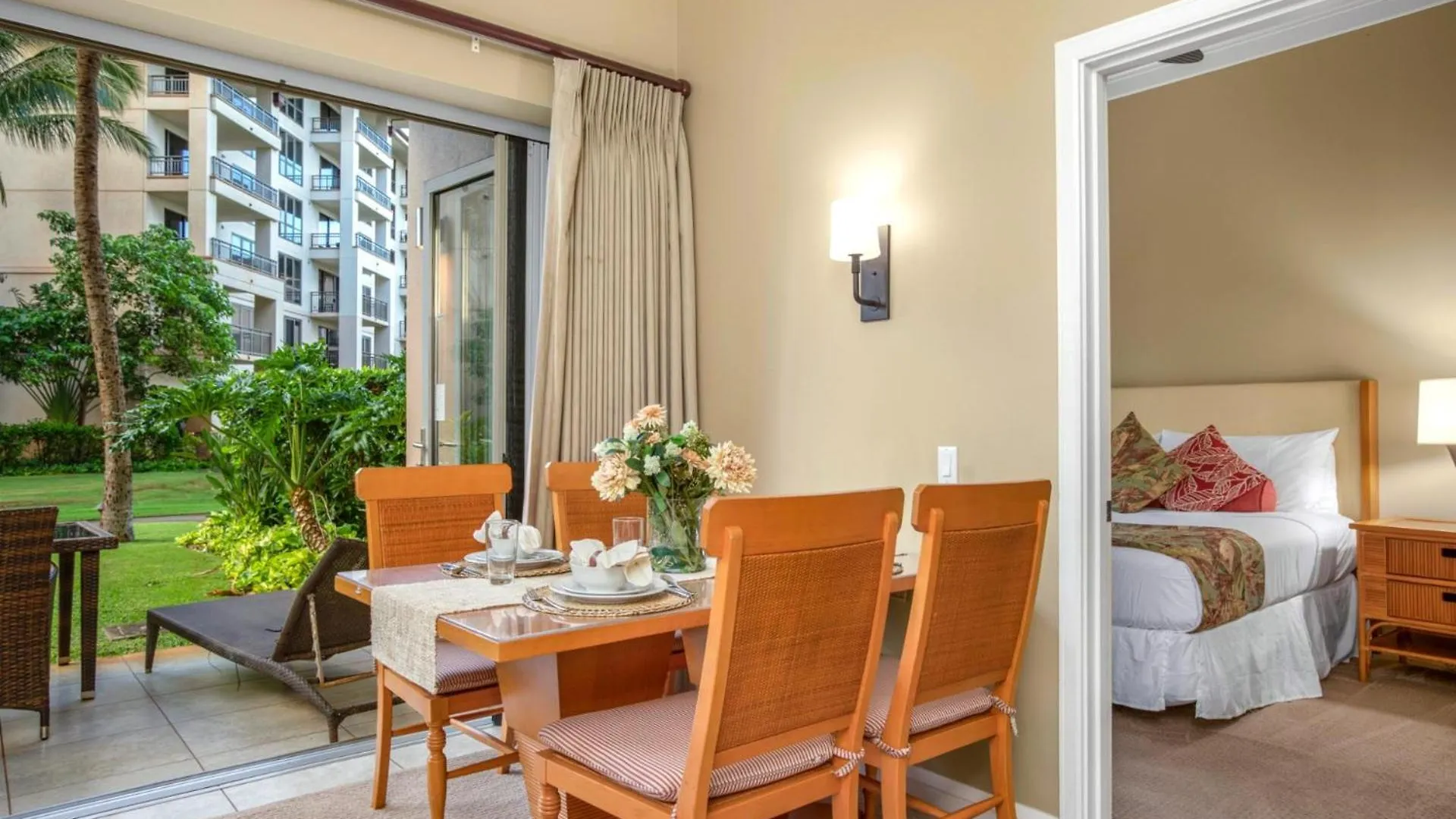 Kbm Free Car Honua Kai Hokulani Ocean View 2bedroom Hkh-114 Beautiful Partial Ocean View Apartment