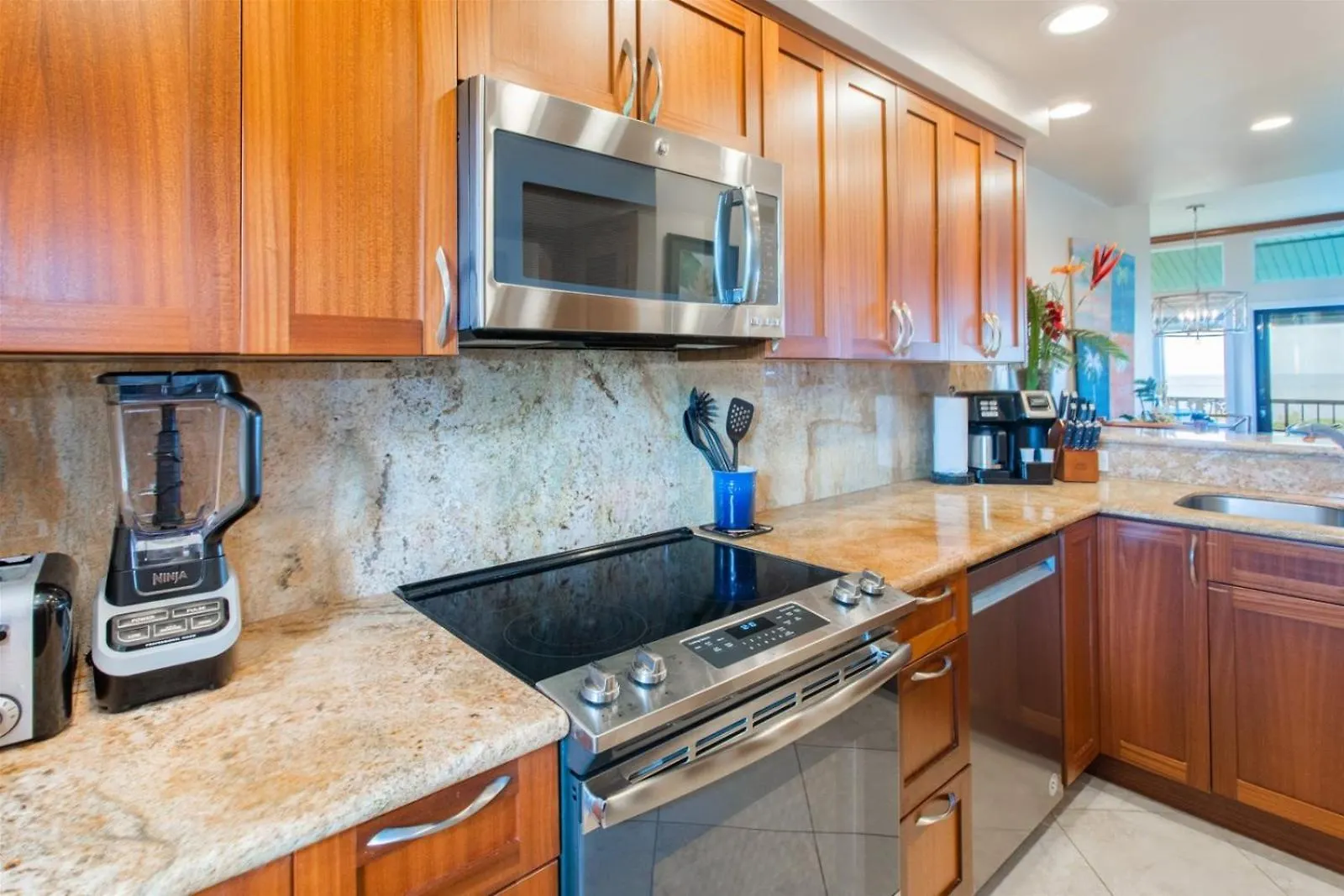 1722 Ridge Apartment
