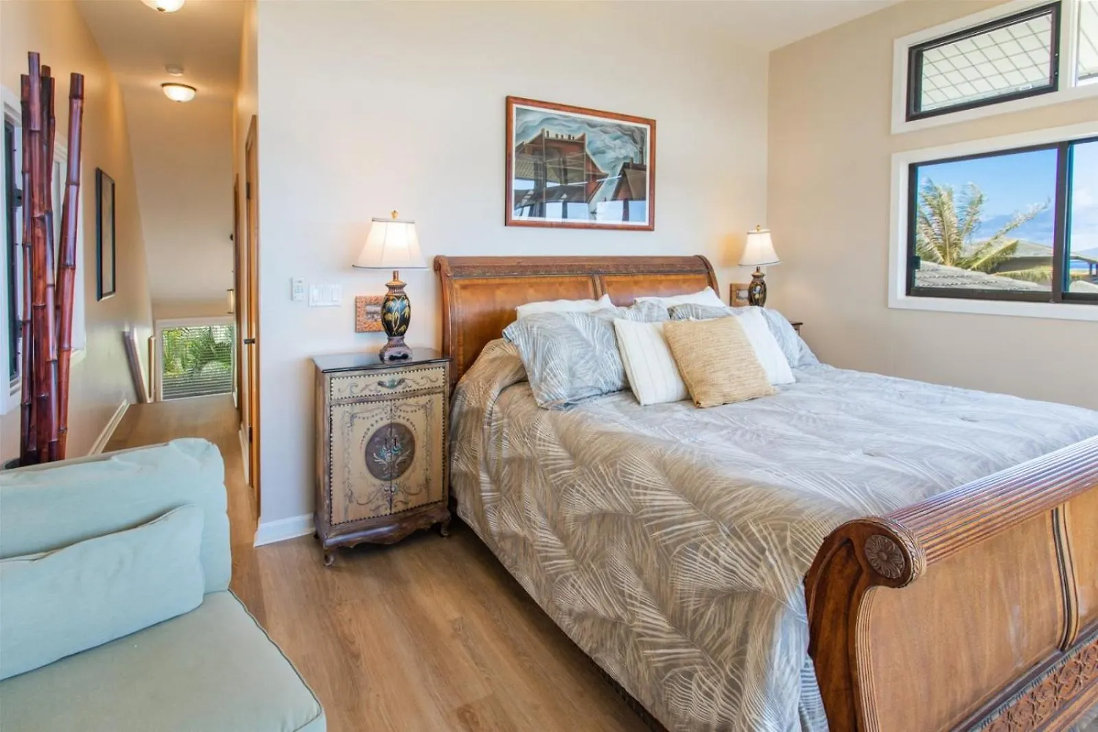 1722 Ridge Apartment