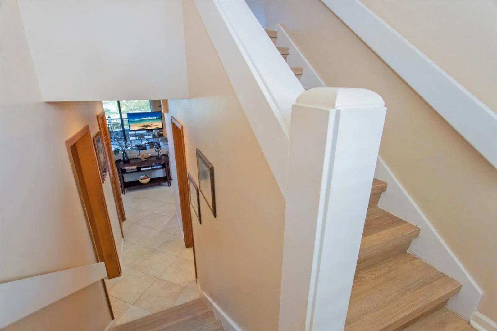 Apartment 1722 Ridge *