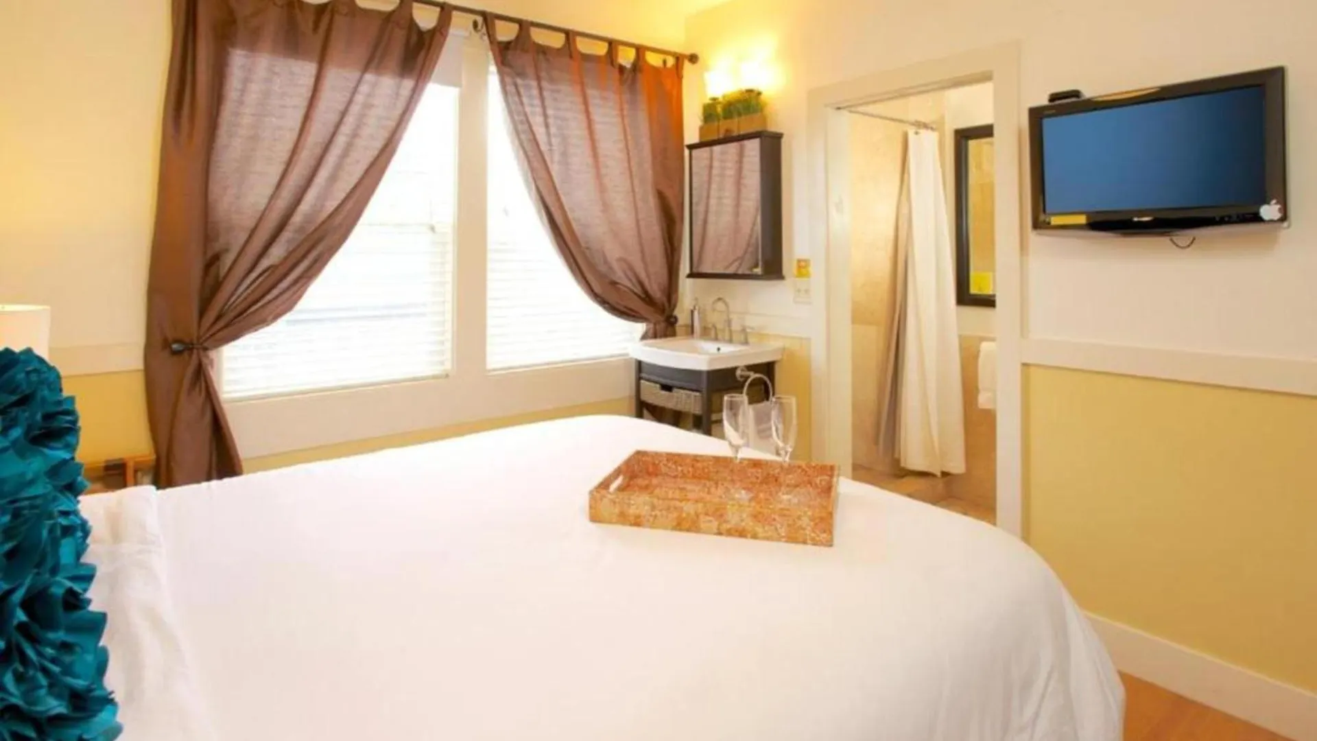 Paia Inn Paia