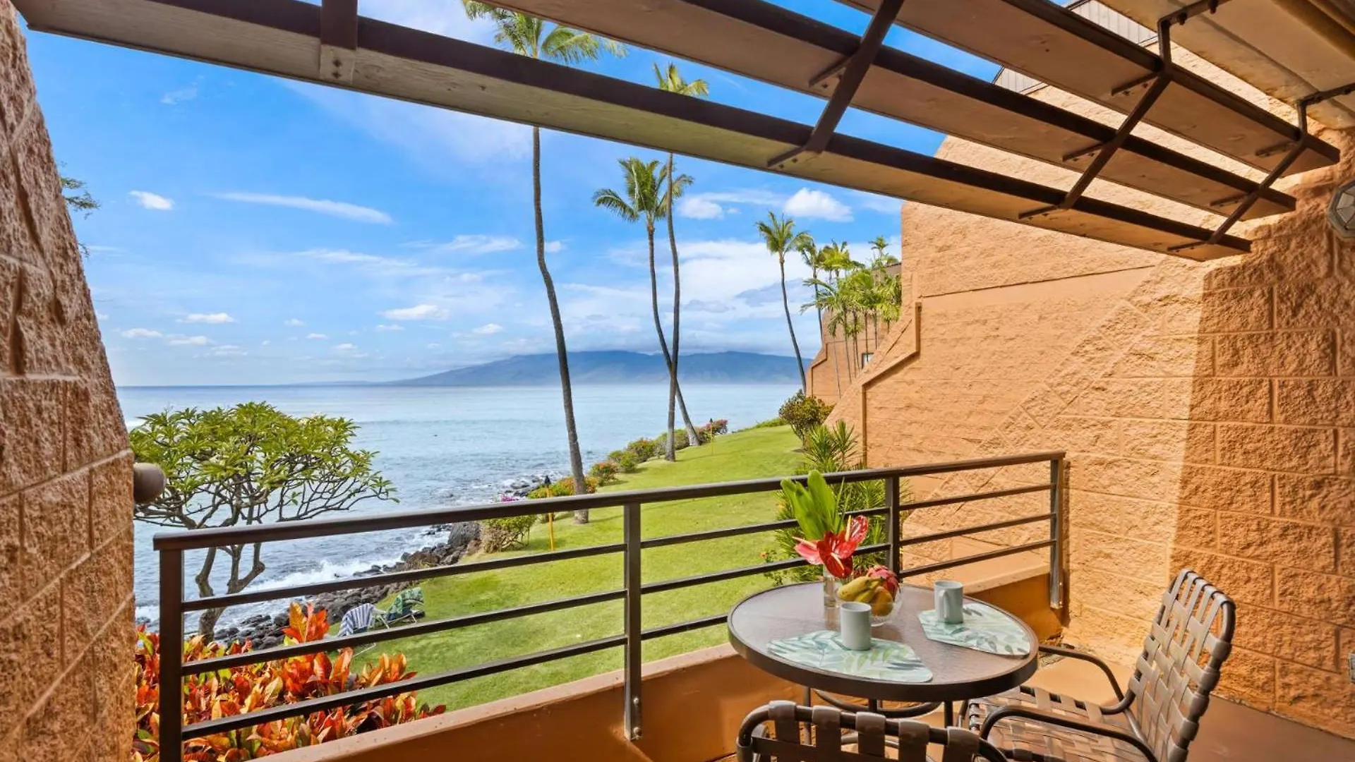 Kuleana Club #712 Oceanfront - 1 Bedroom & 1 Bathroom - 2nd Floor Holiday home