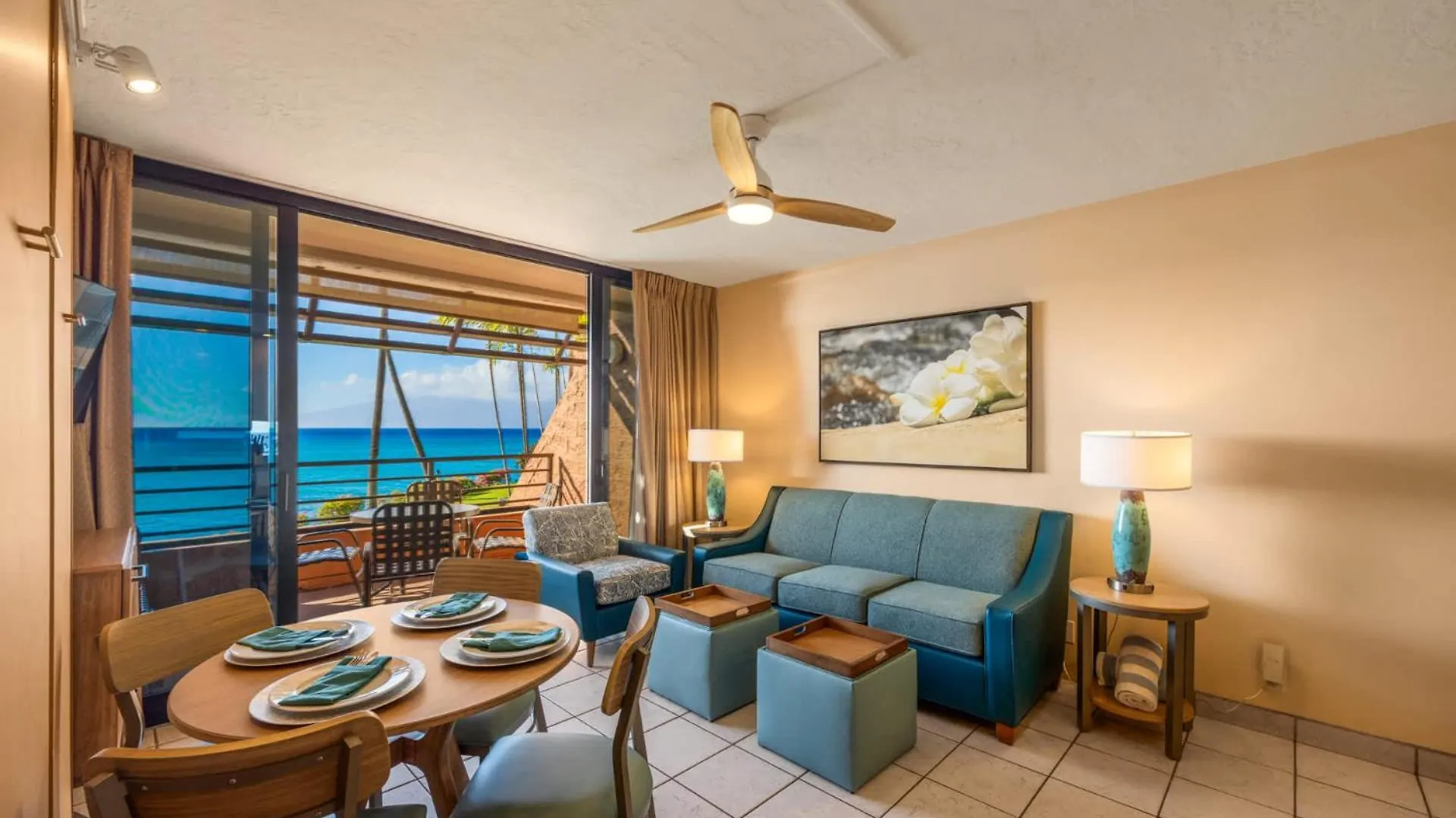 Kuleana Club #710 Oceanfront -1 Bedroom & 1 Bathroom - 2nd Floor Holiday home Kahana