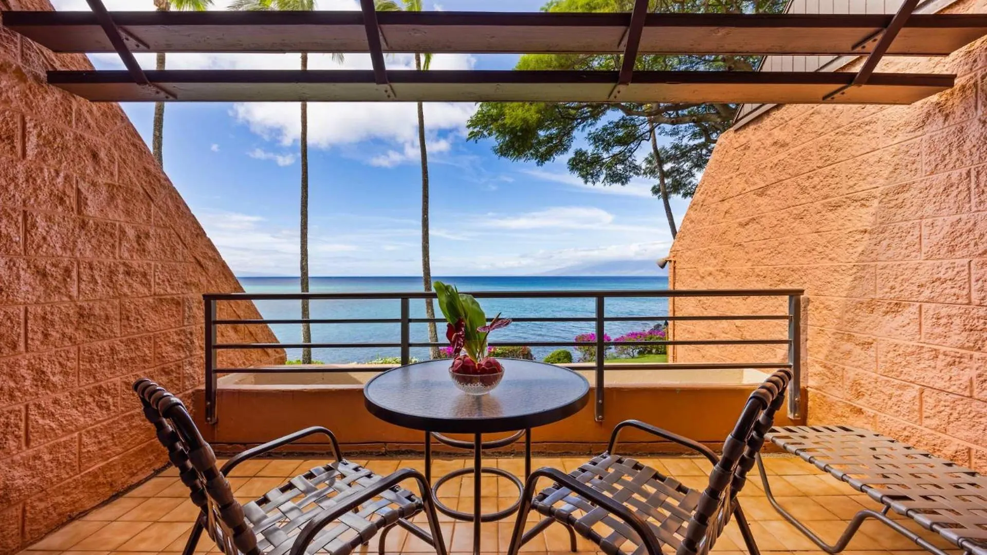 Holiday home Kuleana Club #611 Oceanfront - 1 Bedroom & 1 Bathroom - Gated 2nd Fl *