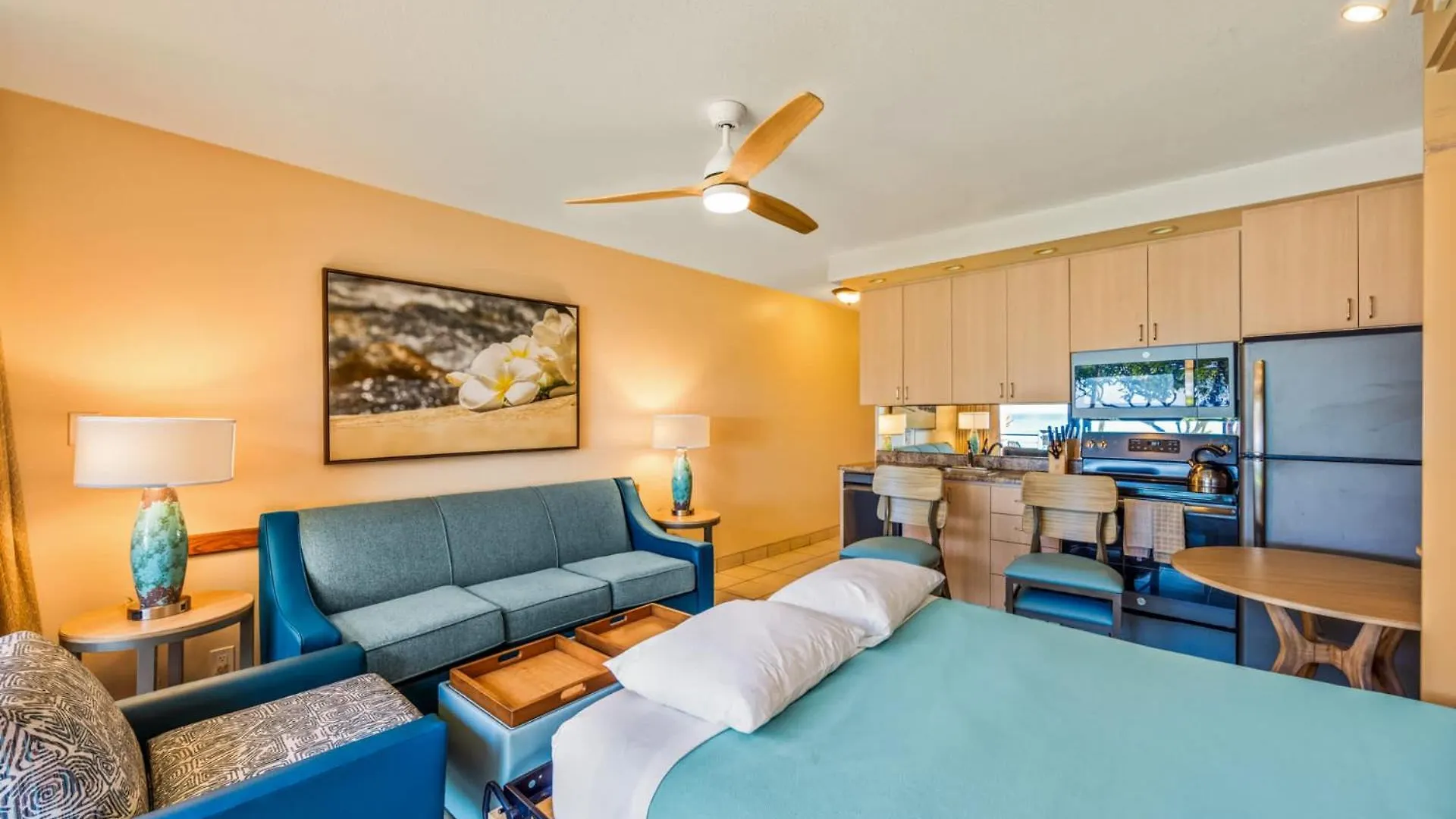 Kuleana Club #606 Oceanfront -1bedroom & 1 Bathroom - Gated Kahana