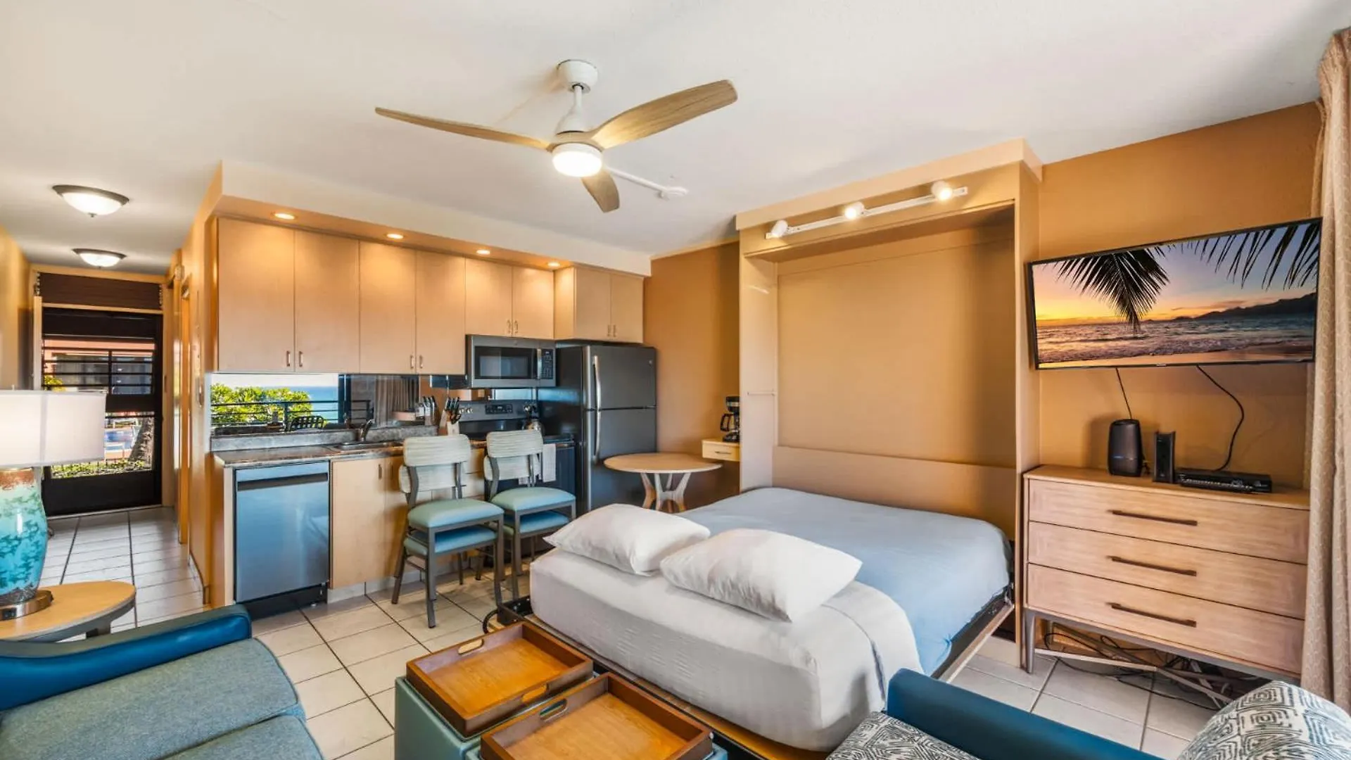 Kuleana Club #410 Oceanfront 1 Bedroom 1 Bathroom - Gated 2nd Fl