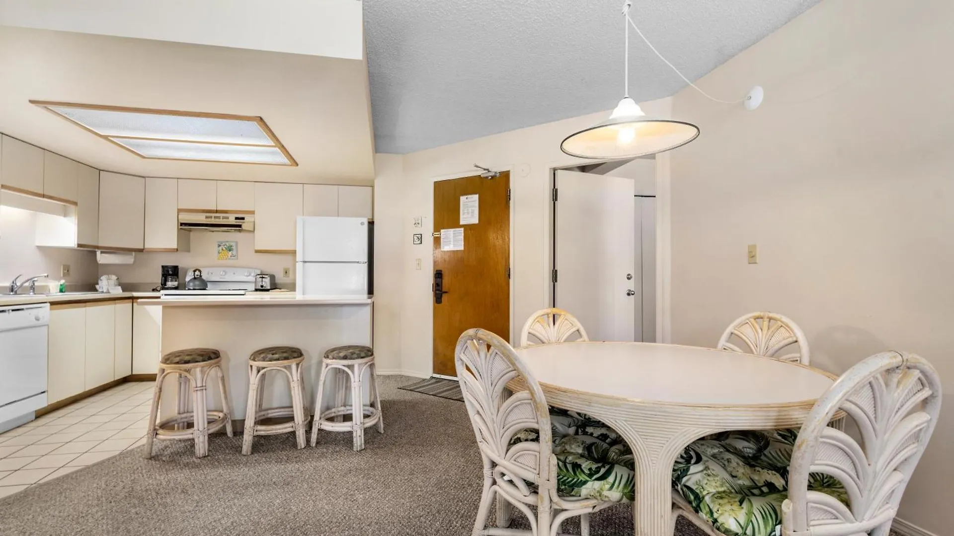 Holiday home Maui Banyan F106 - Mch