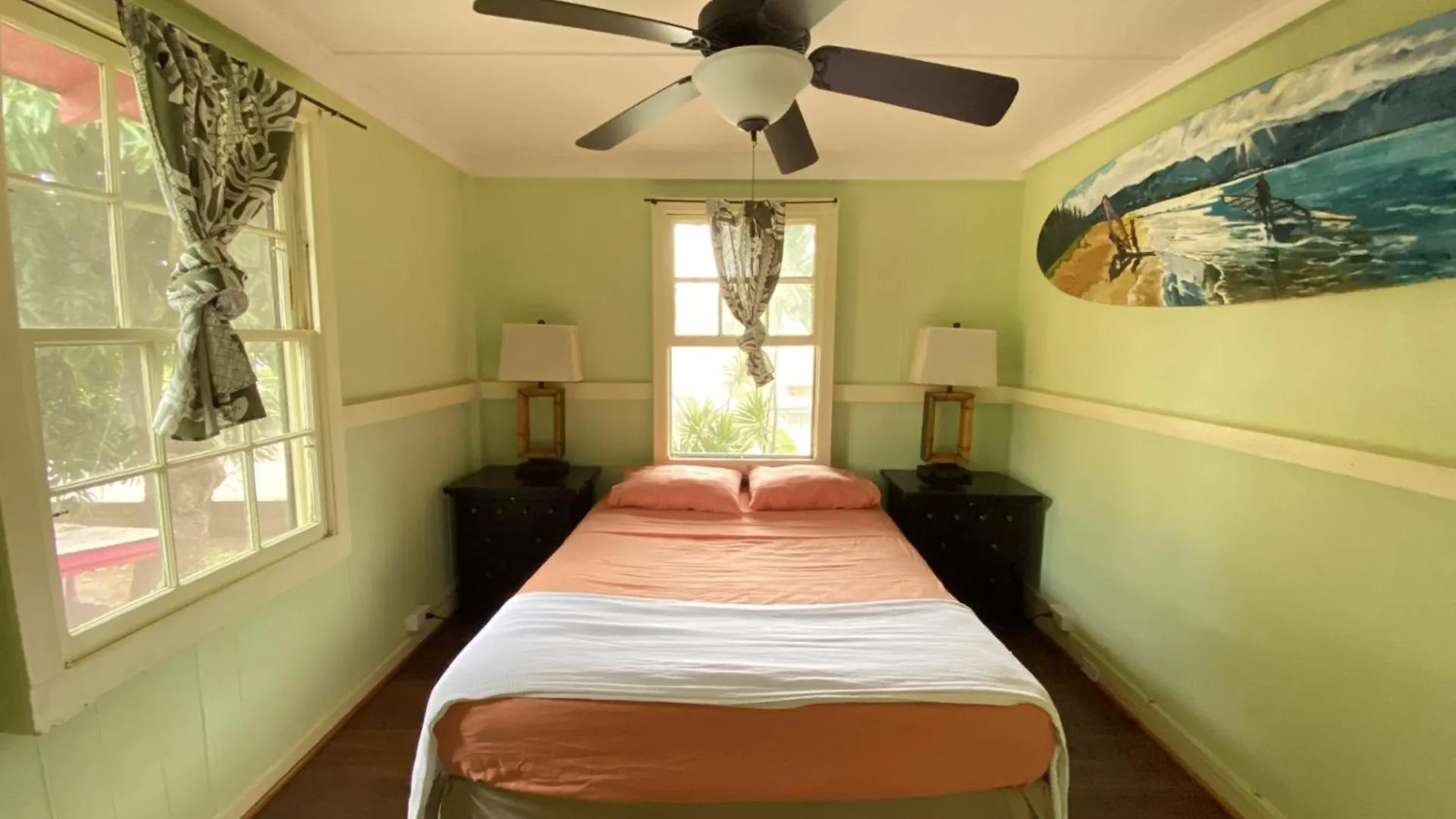 Banana Maui Hostel *