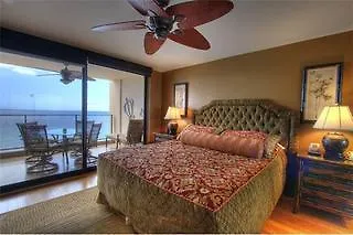 Hotel Mahana #305 1 Bedroom By Redawning 3*