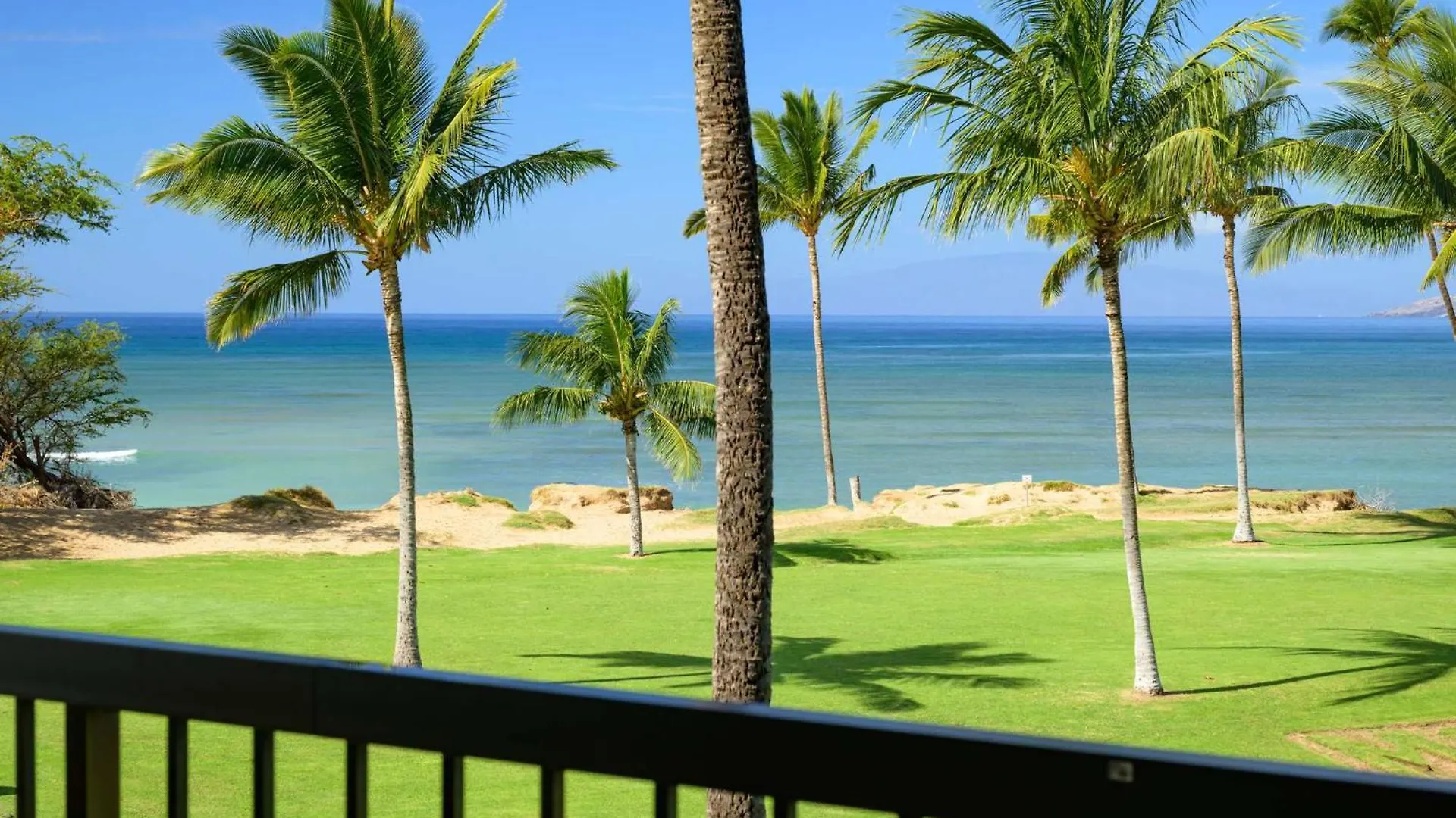Luxury Maui Escape Ocean Views & Amenities Holiday home *