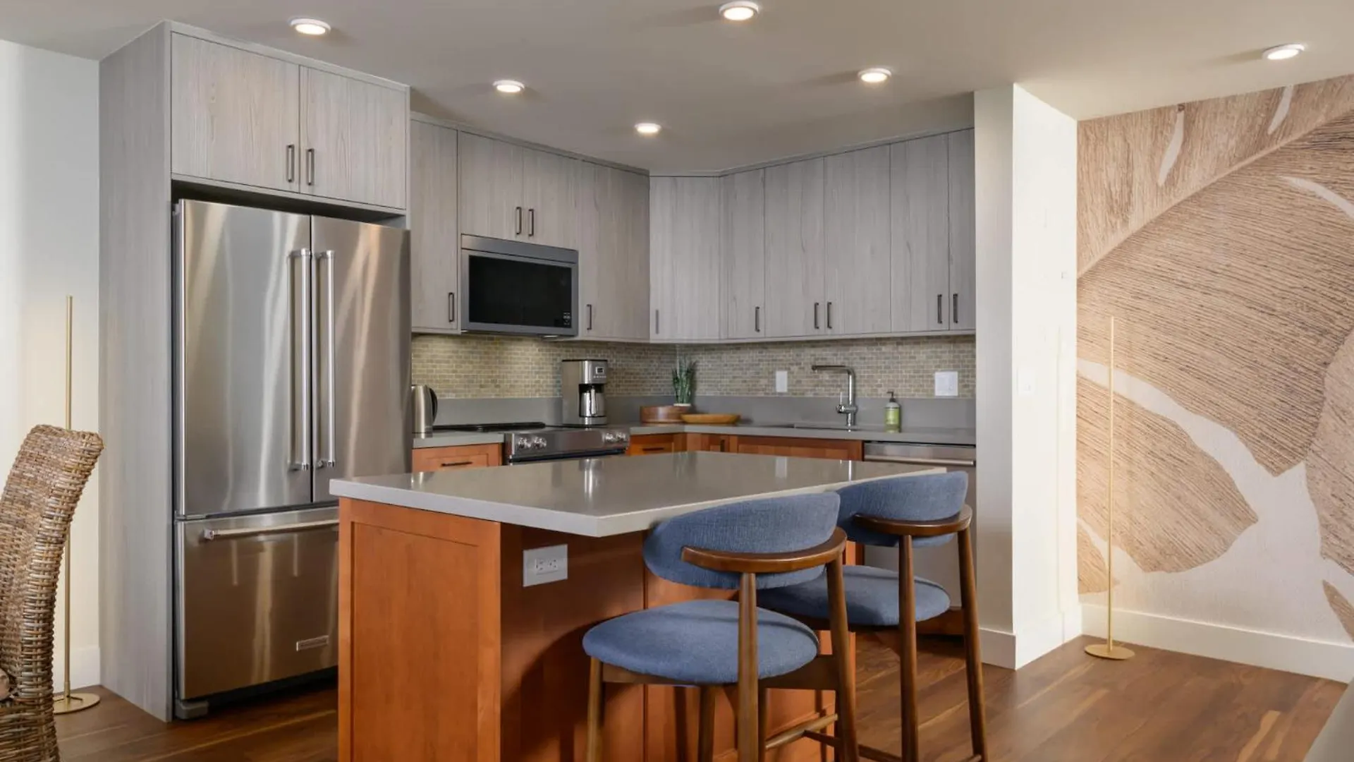 Luxury Maui Escape Ocean Views & Amenities Holiday home *