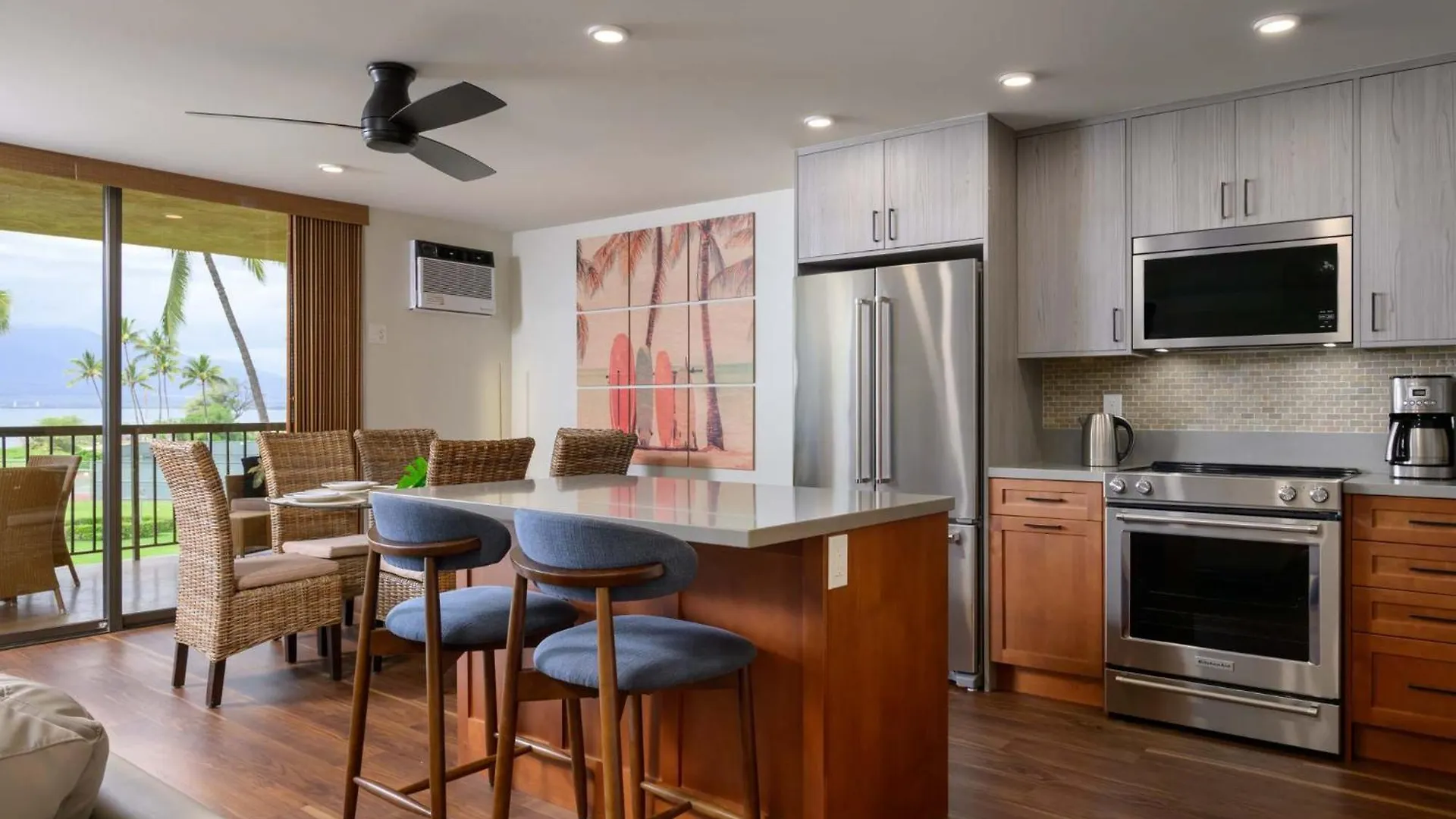 Luxury Maui Escape Ocean Views & Amenities * Kihei