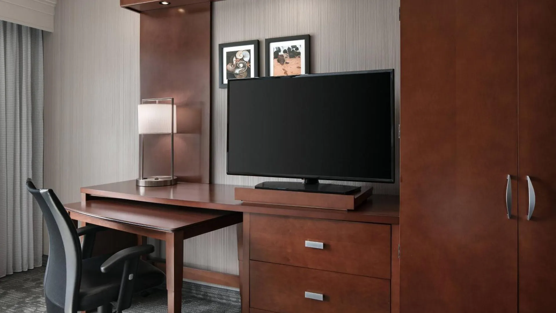Courtyard By Marriott Maui Airport Kahului