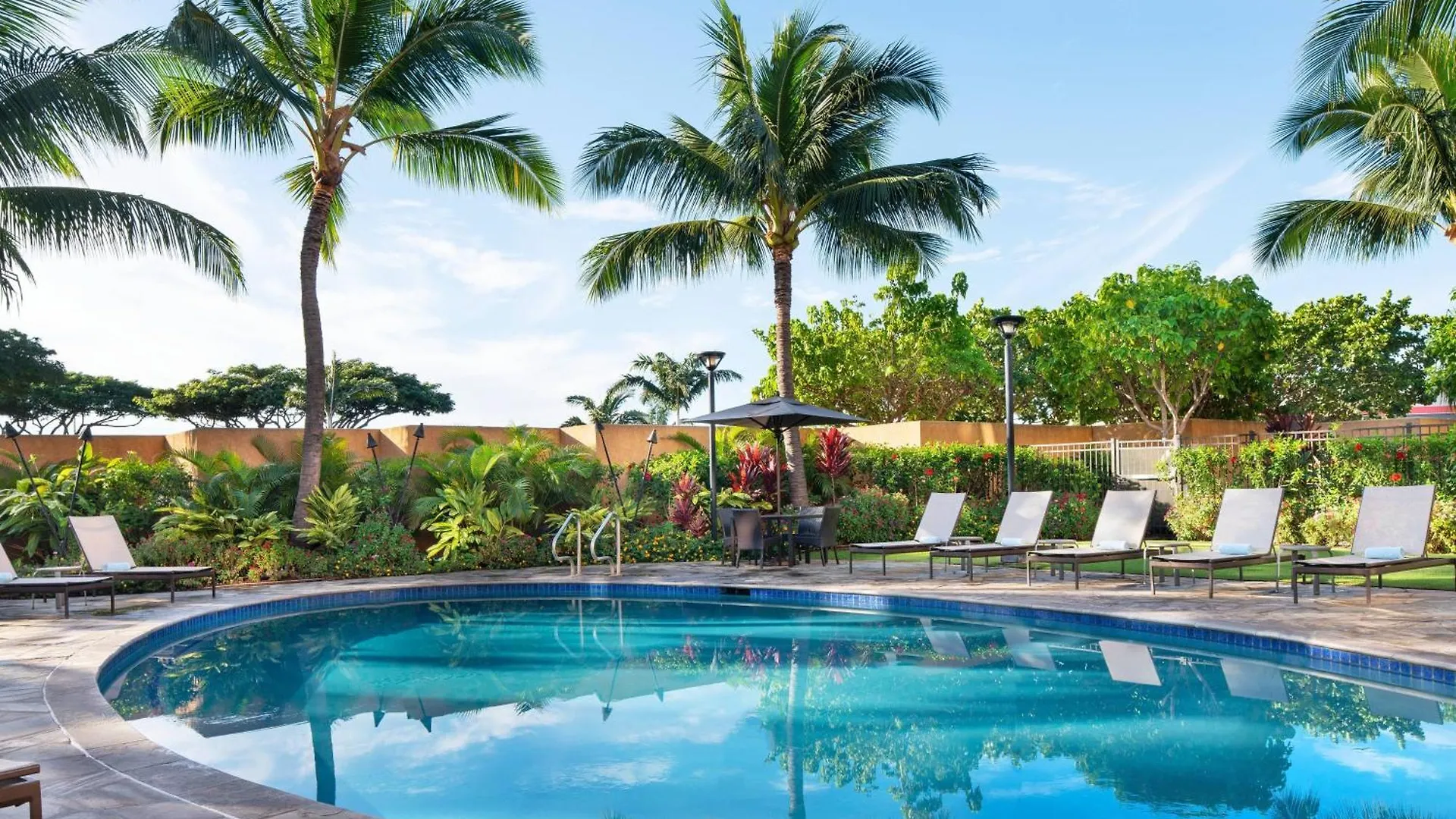 Courtyard By Marriott Maui Airport 3*
