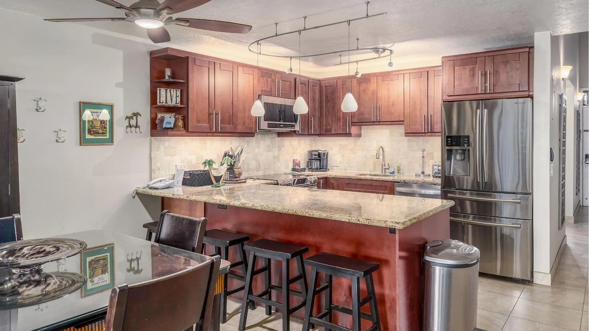 Kamaole Sands 2-406 Wailea (Maui)