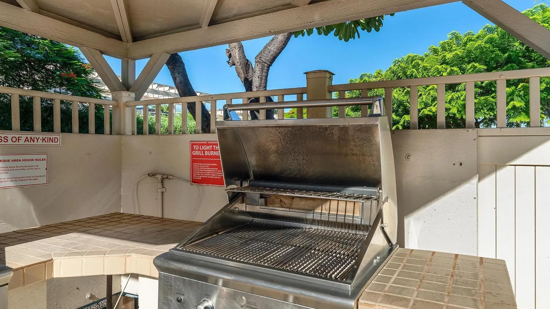 Kihei Akahi C-411