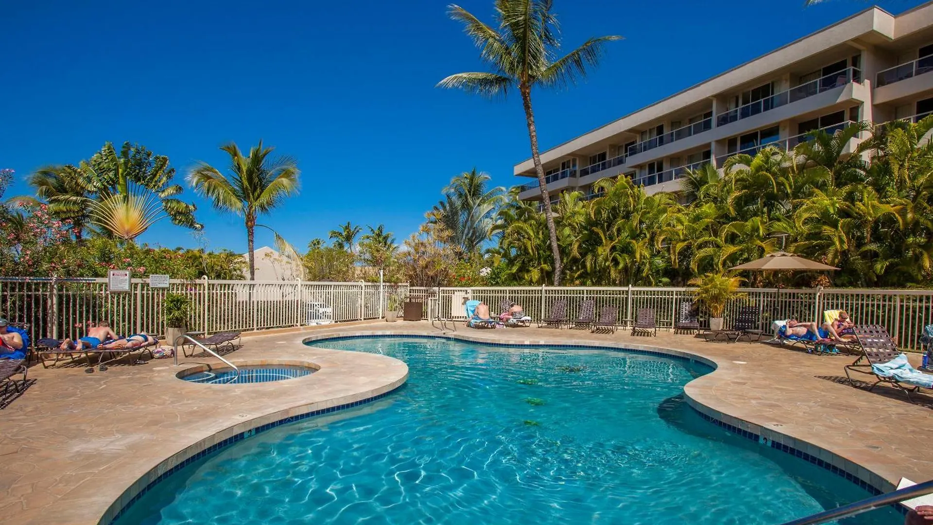Maui Banyan H308 - Mch