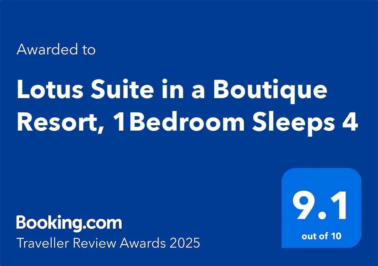 Lotus Suite, 1 Bedroom, Sleeps 4, Pool & Bbq, Pre-Renovation Summer Sale Апартаменты *