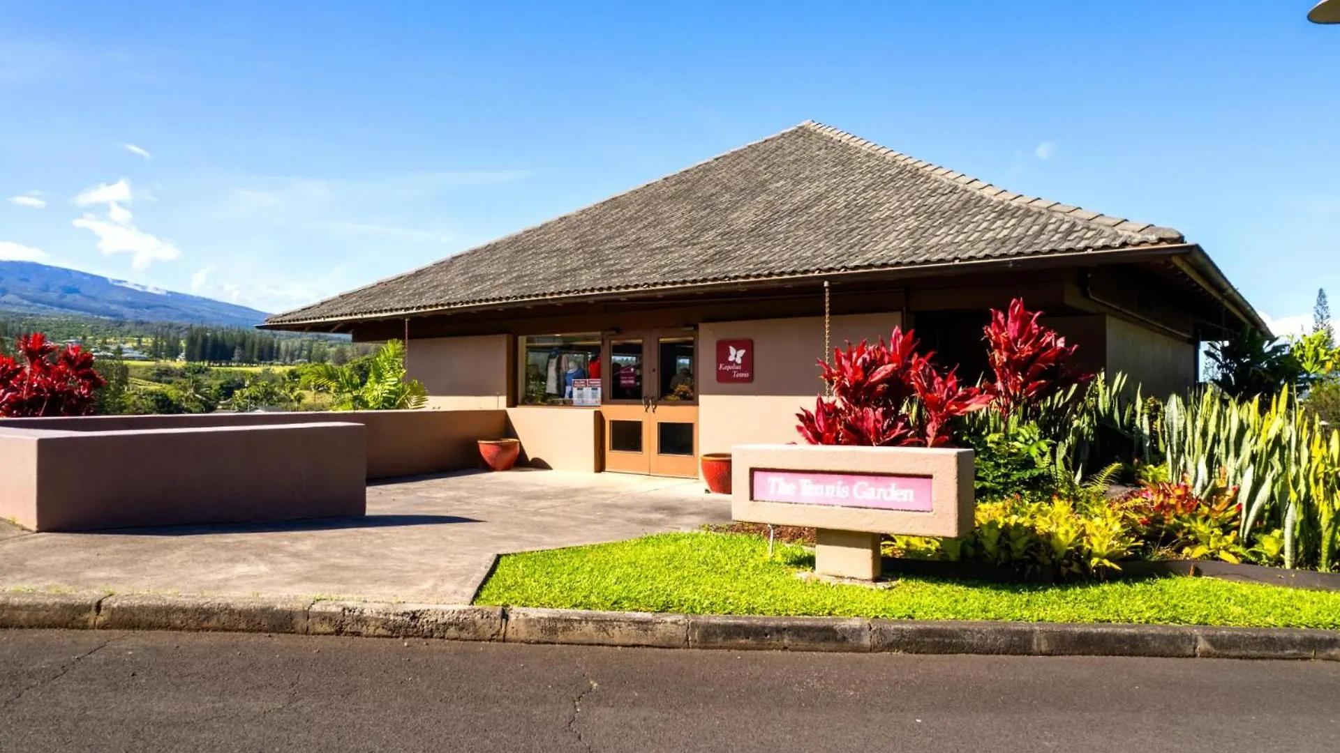 Kbm Free Car Golf Kgv-24p2 Remodeled Ocean View Apartment