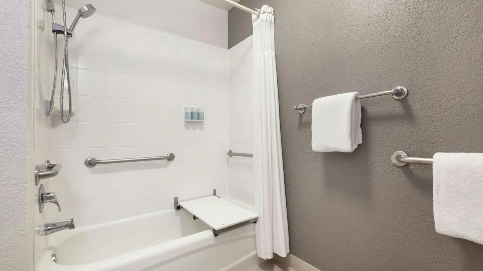 Courtyard By Marriott Maui Airport Hotel Kahului
