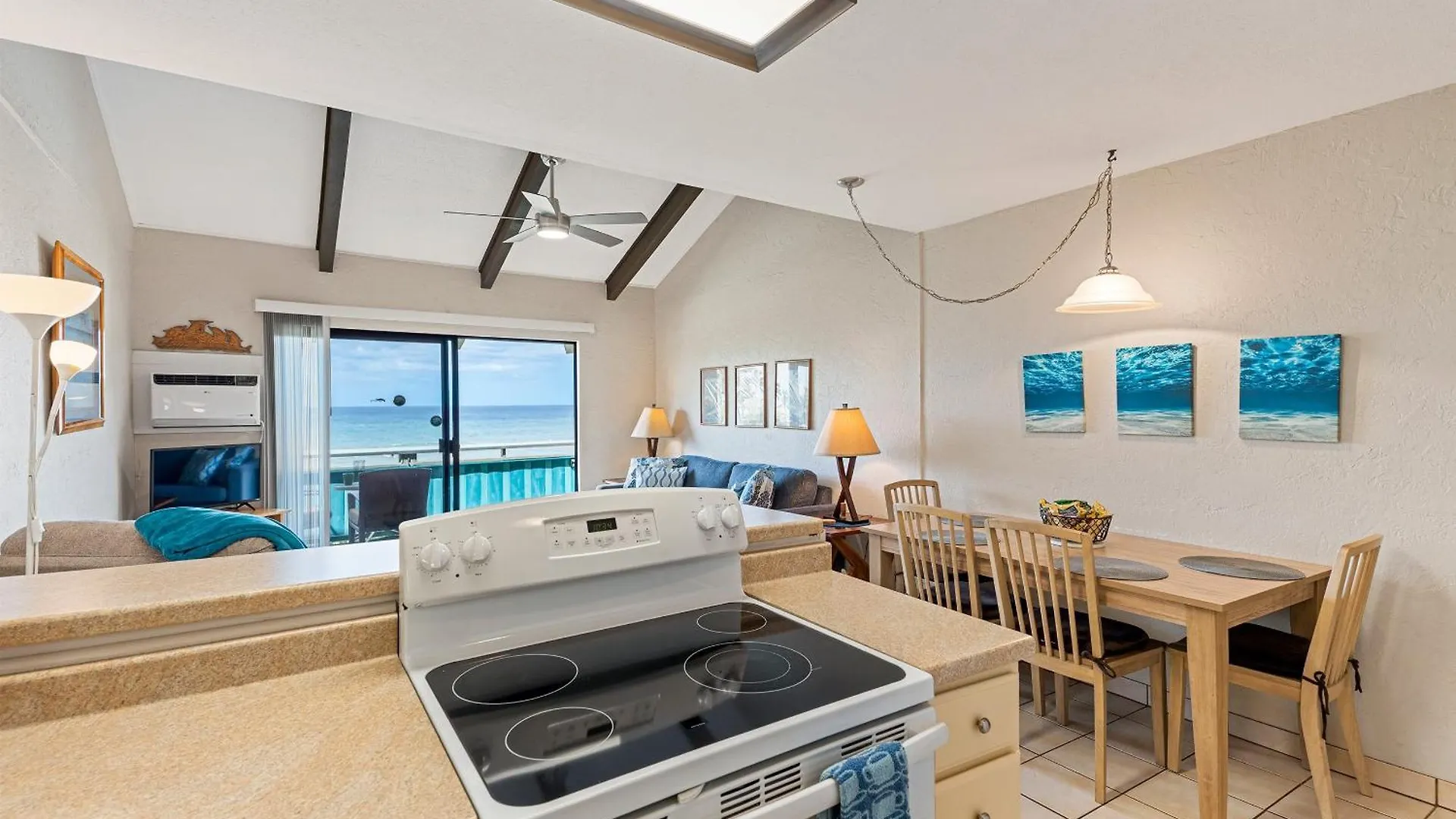 Shores Of Maui 215 Dramatic Ocean Views Steps To The Renovated Ac 5964 Holiday home *