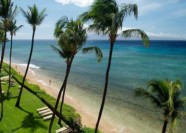 Apartment Exquisite One-bedroom, One-bathroom Beachfront Residence! *