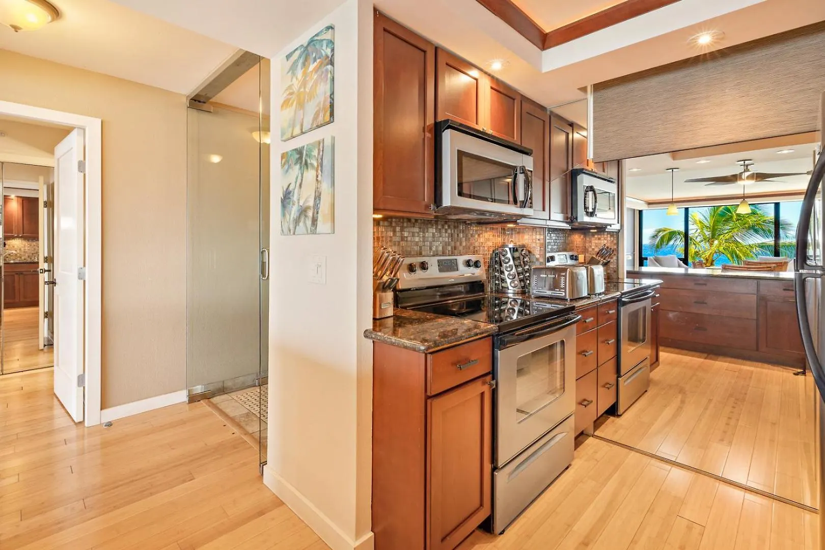 Exquisite One-bedroom, One-bathroom Beachfront Residence! Apartment Kaanapali