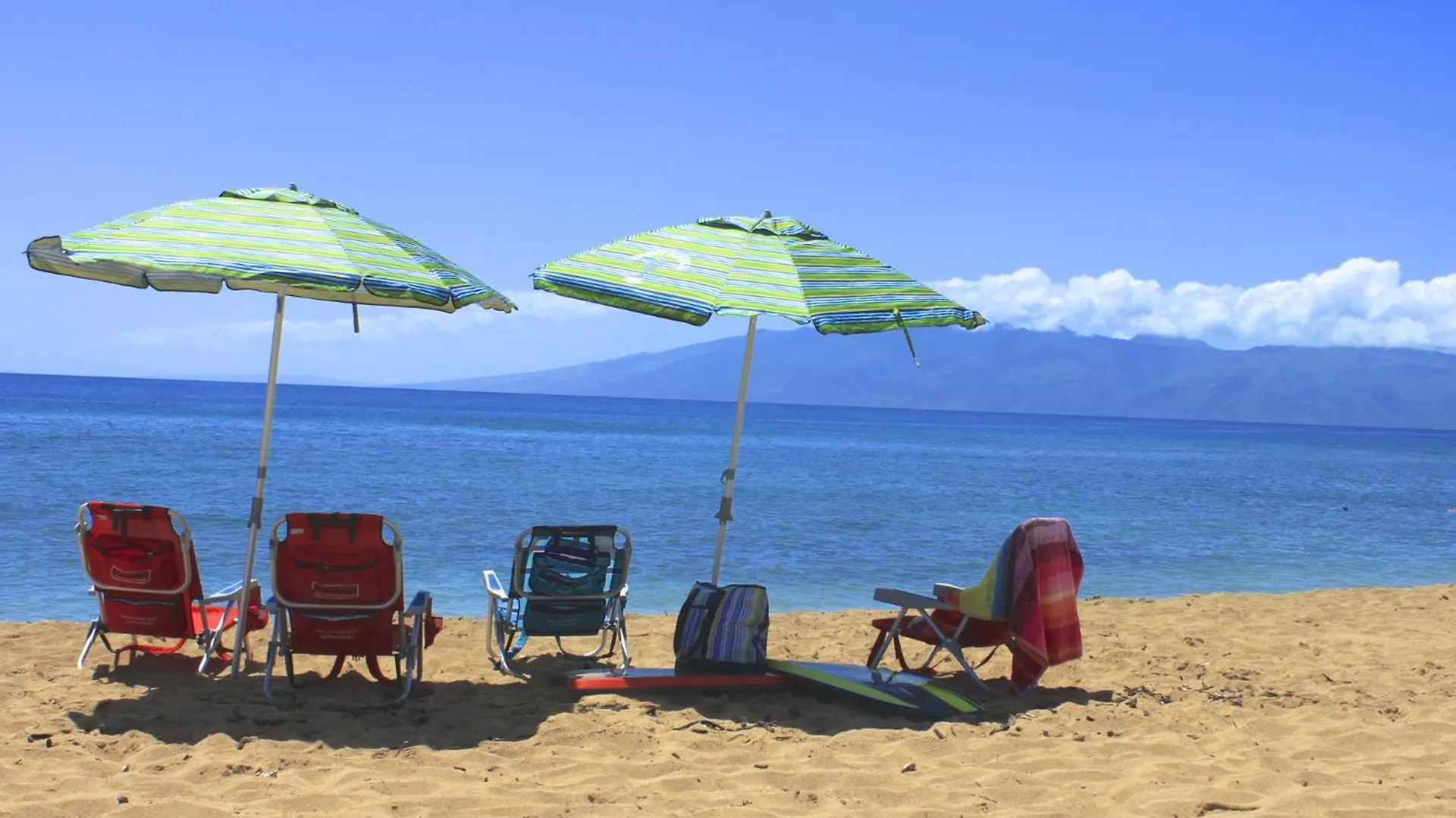 Exquisite One-bedroom, One-bathroom Beachfront Residence! * Kaanapali