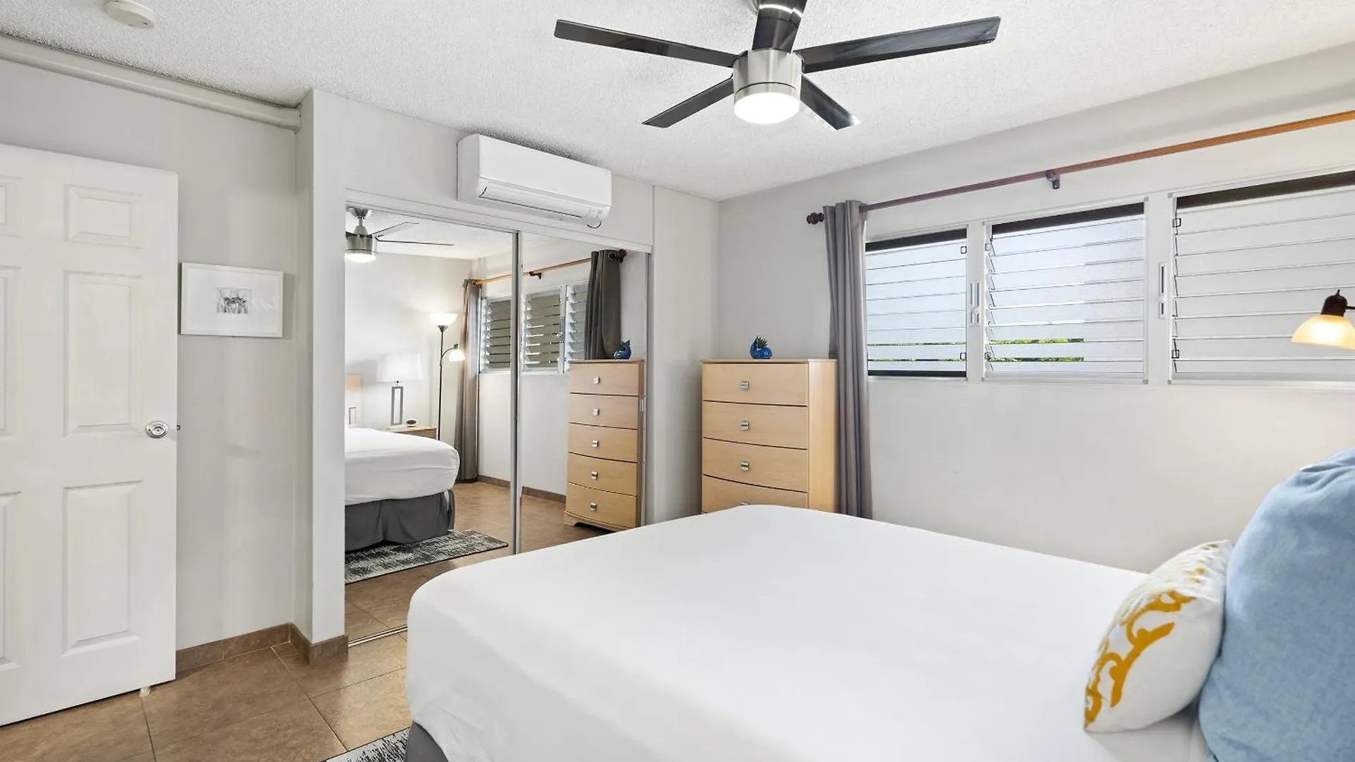 Island Surf 304 - Renovated, Ocean Views, Split Ac * Kihei