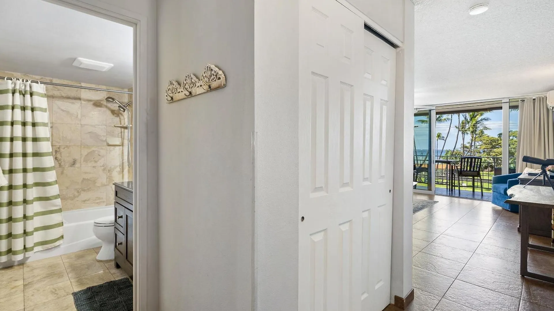 Island Surf 304 - Renovated, Ocean Views, Split Ac Holiday home *