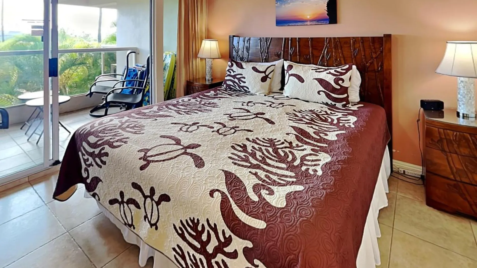 Maui Banyan T-305b * ワイレア