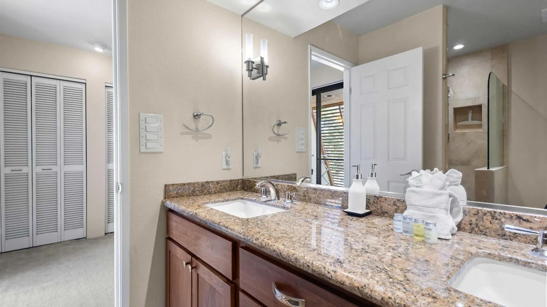 Apartamento Mkb215 Oceanview Poolside Spacious 2-bed