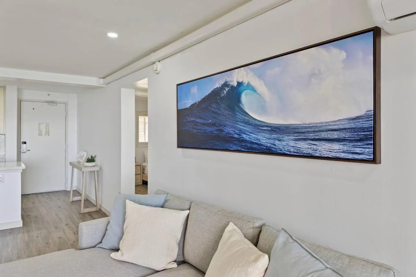 Ocean Views Luxury Amenities Beachfront Retreat Holiday home