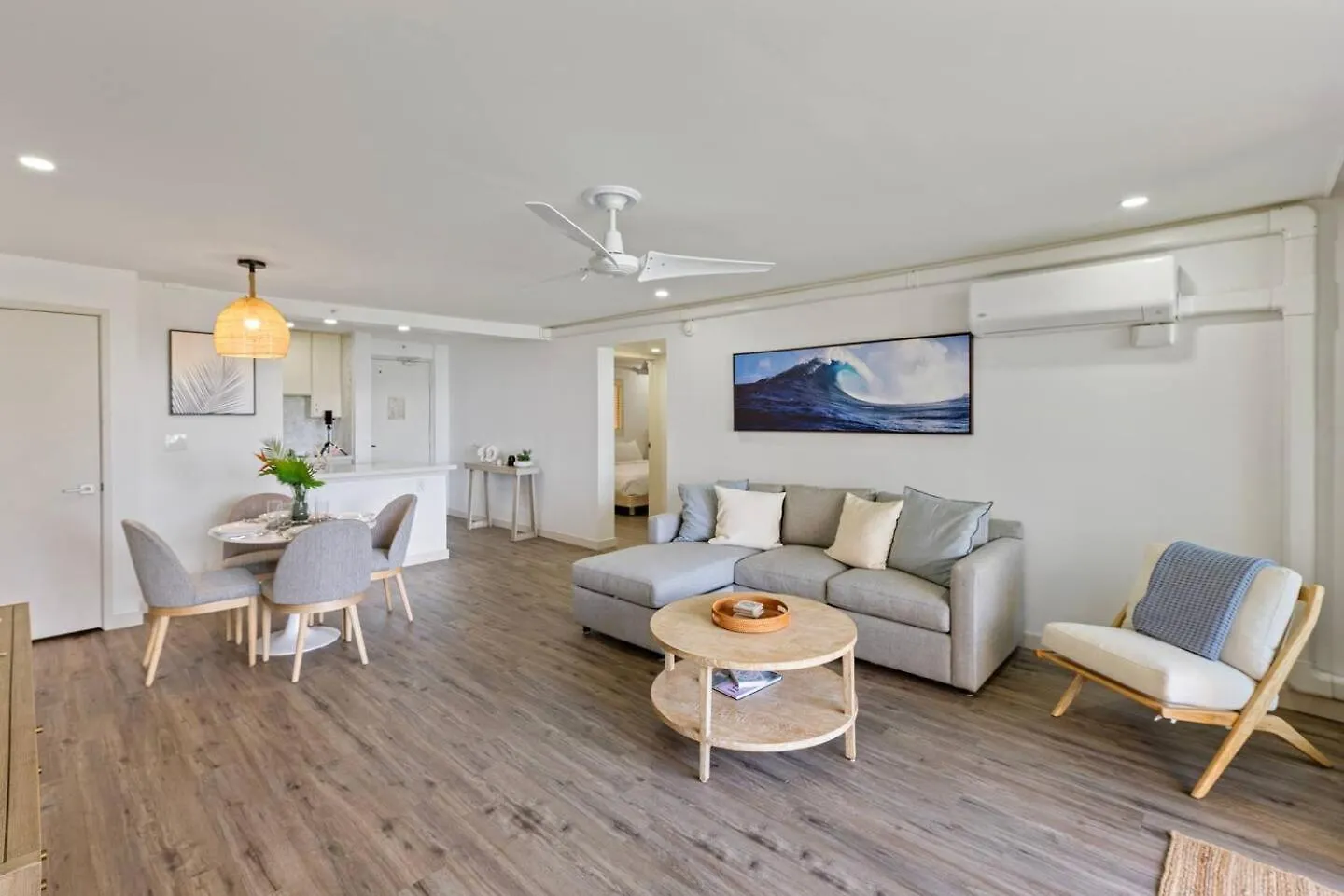 Ocean Views Luxury Amenities Beachfront Retreat Holiday home *