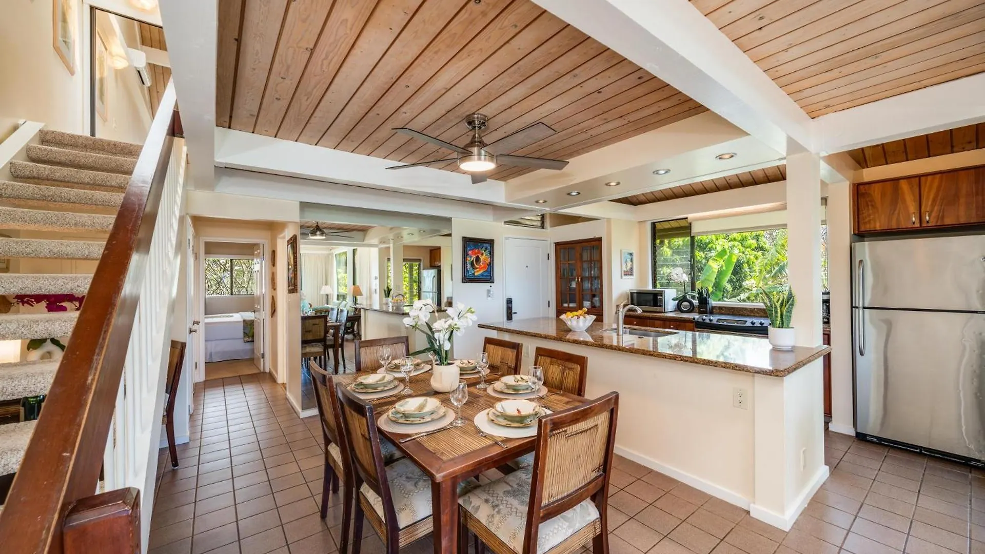 Village 2 * Kahana