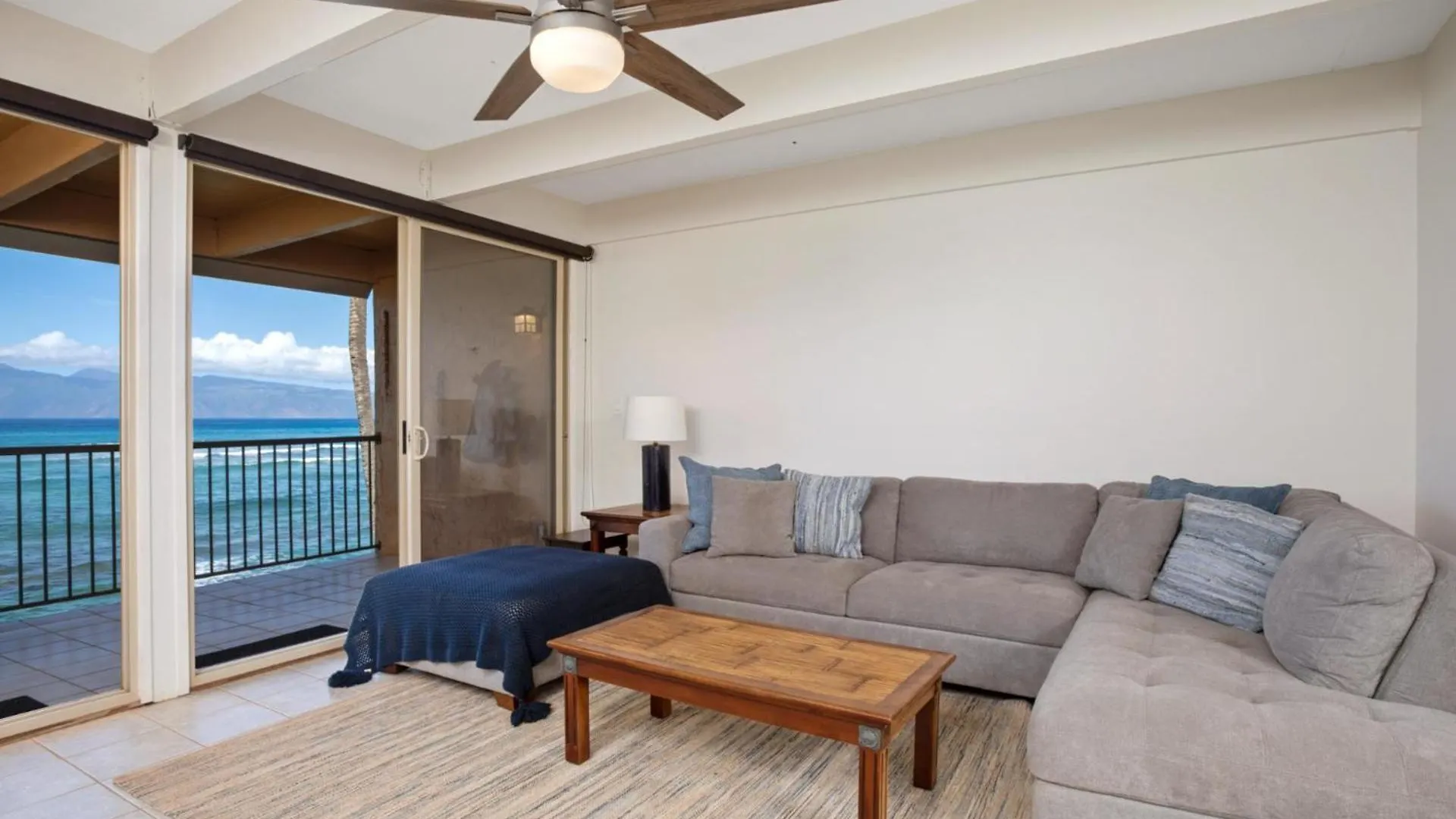 Kbm Free Car Lokelani Lok-b201 Ocean Front 2 Bedrooms Recently Remodeled *