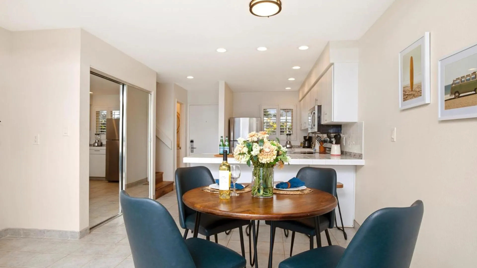 Kbm Free Car Lokelani Lok-b201 Ocean Front 2 Bedrooms Recently Remodeled Apartment *