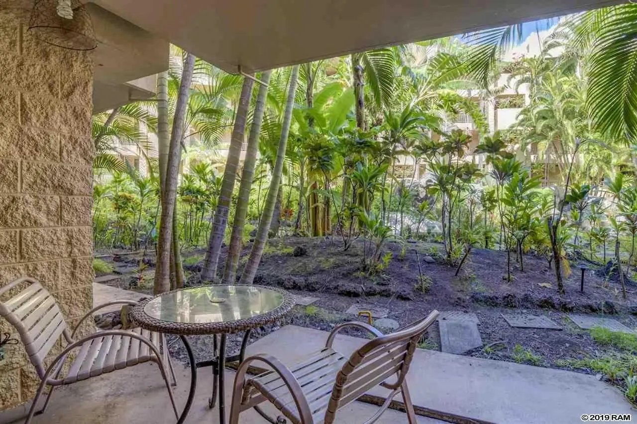 Awesome Paki Maui In