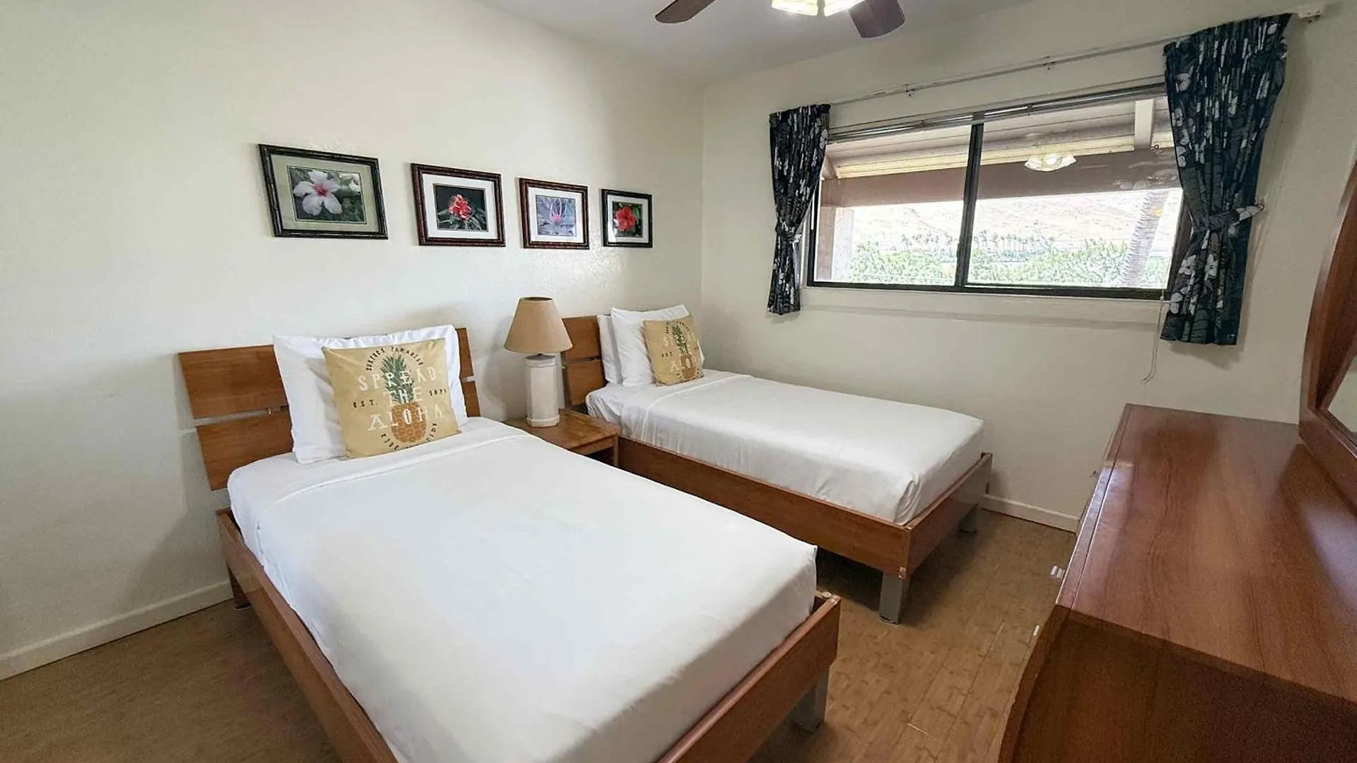 Dom wakacyjny Lauloa 410 - Floor, Direct Ocean Front, Stunning Renovation, Wi-fi, Split Ac *