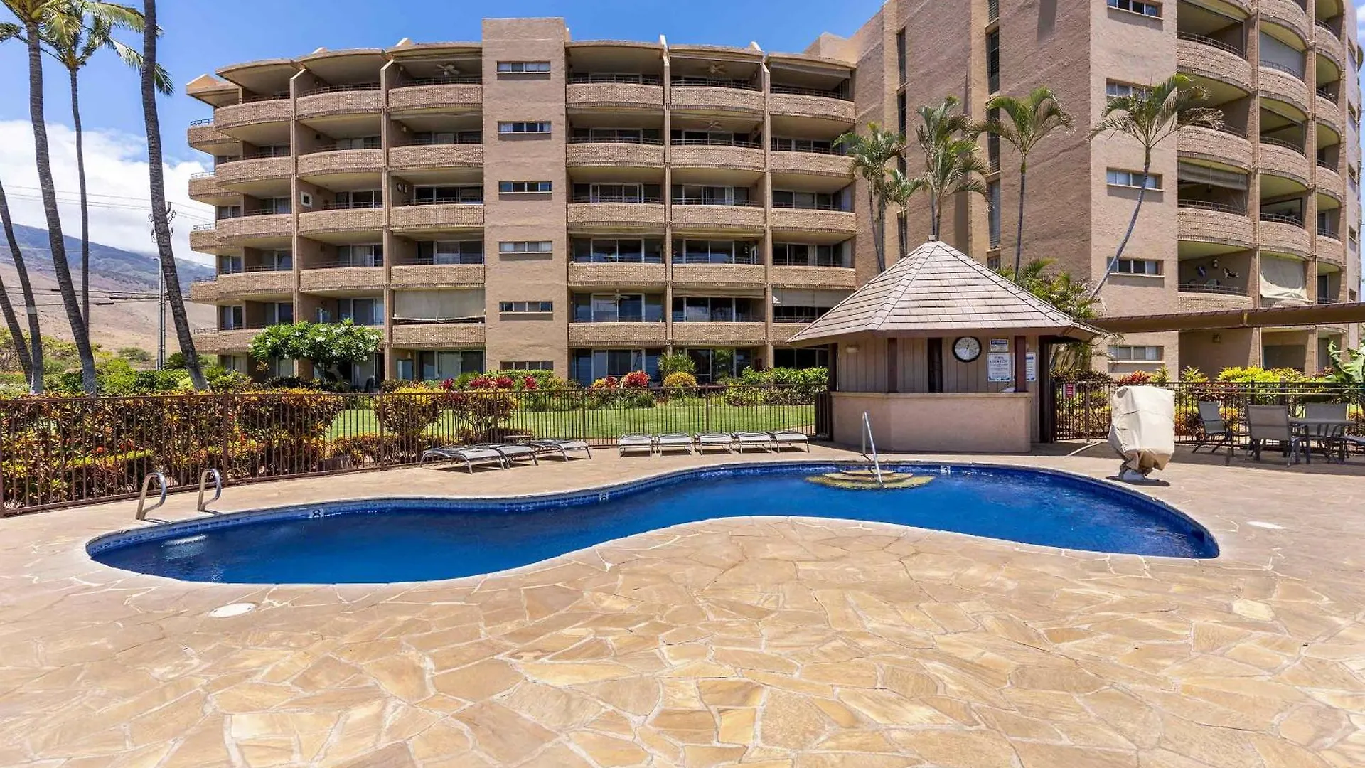 Island Sands 500, Breathtaking Ocean Views, Spacious Lanais, Renovated, Split Ac Holiday home *