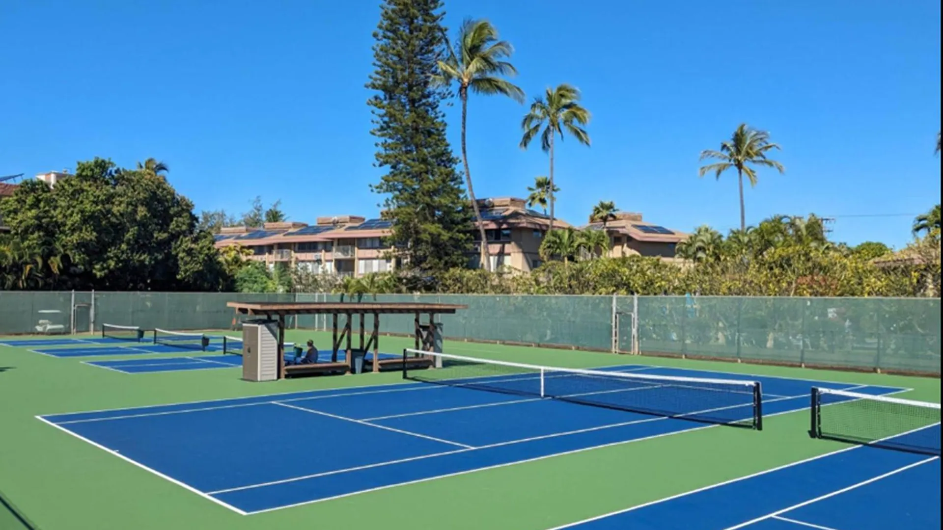 Perfect Getaway 2bd Condo, Steps To & Shops Wailea (Maui)