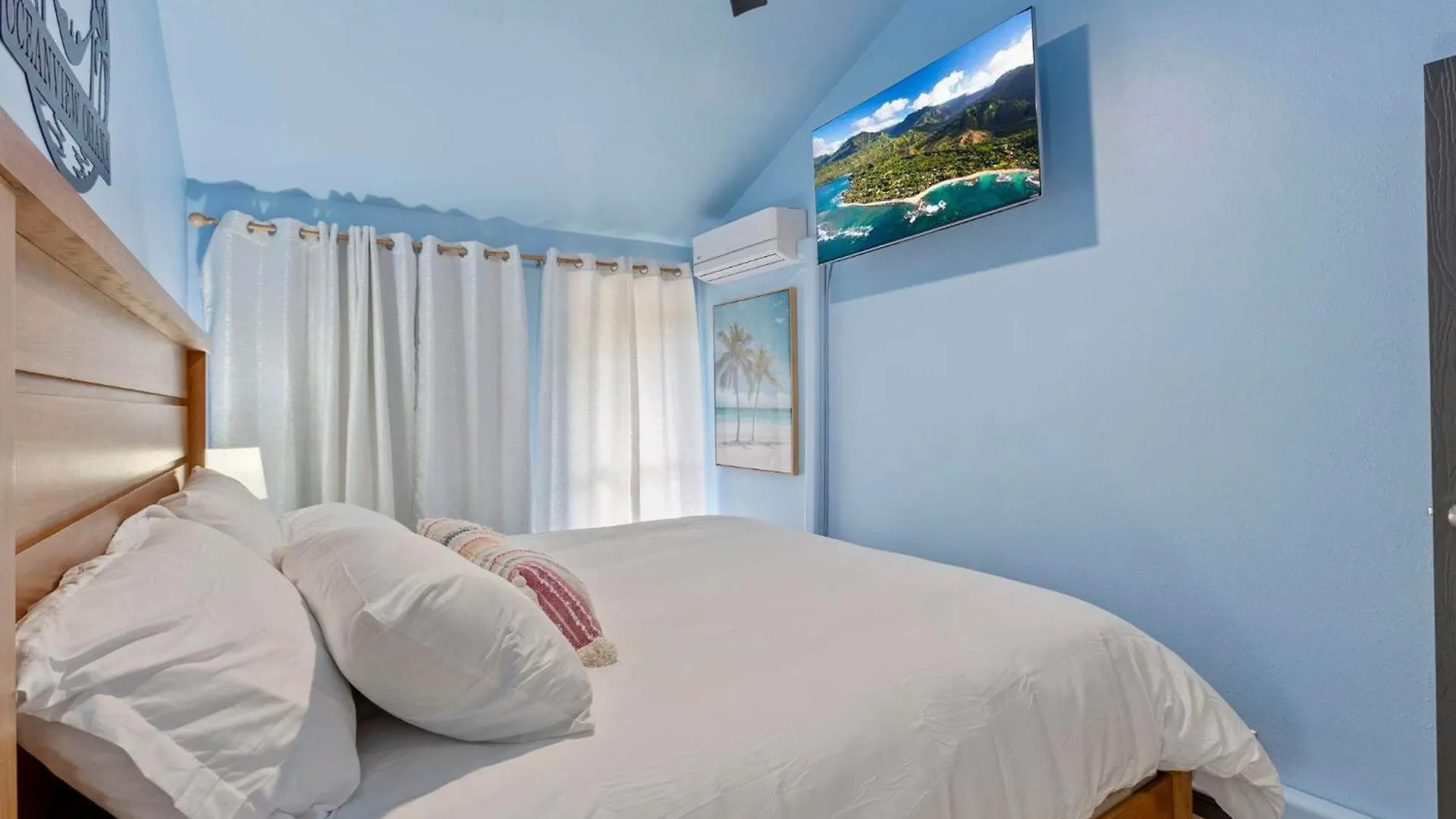 Bright Across From Pool Ac Sleeps 4 Dom wakacyjny