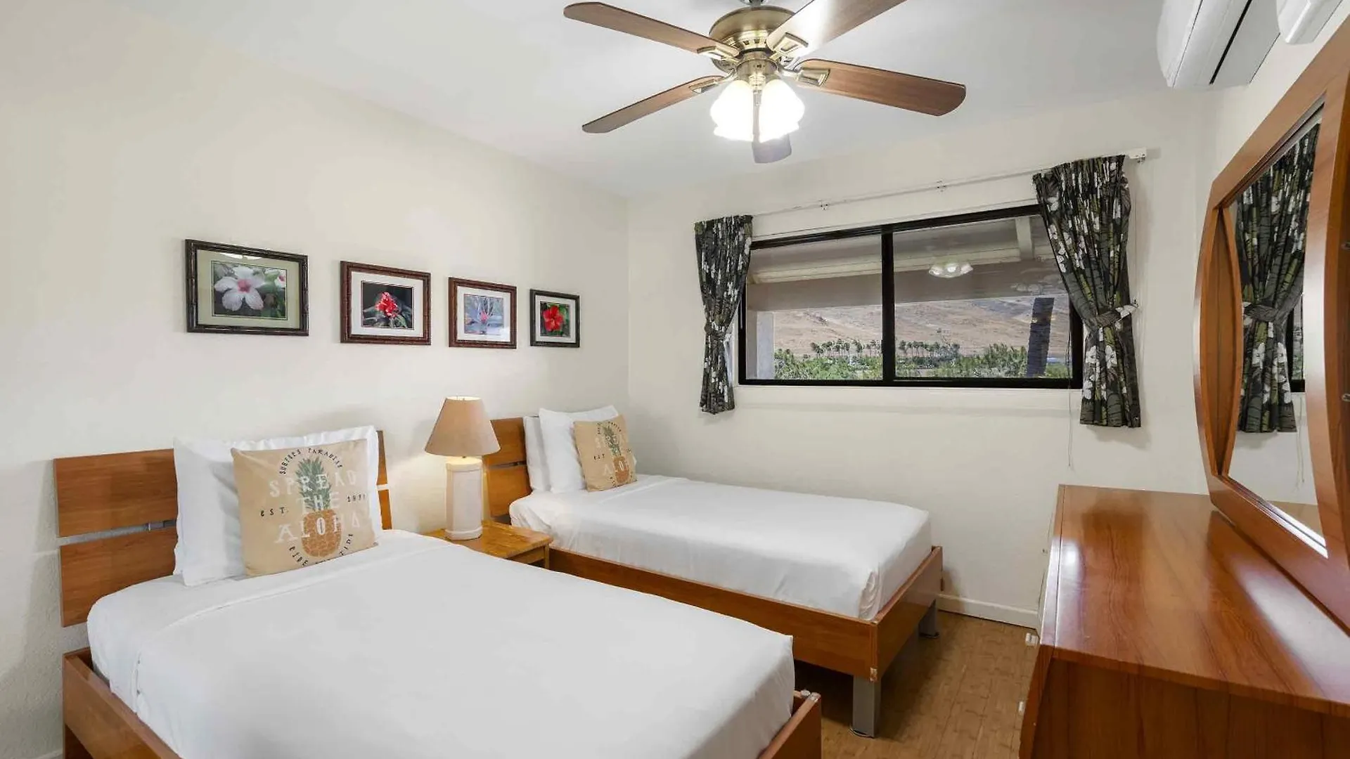Dom wakacyjny Lauloa 410 - Floor, Direct Ocean Front, Stunning Renovation, Wi-fi, Split Ac
