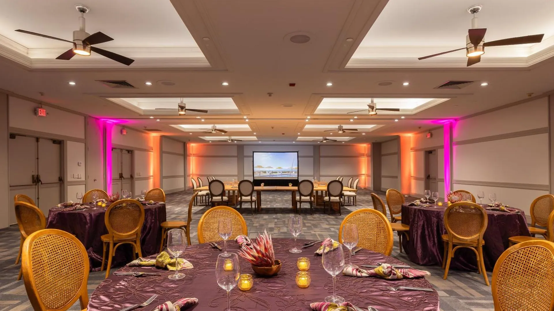 Royal & Resort 4*