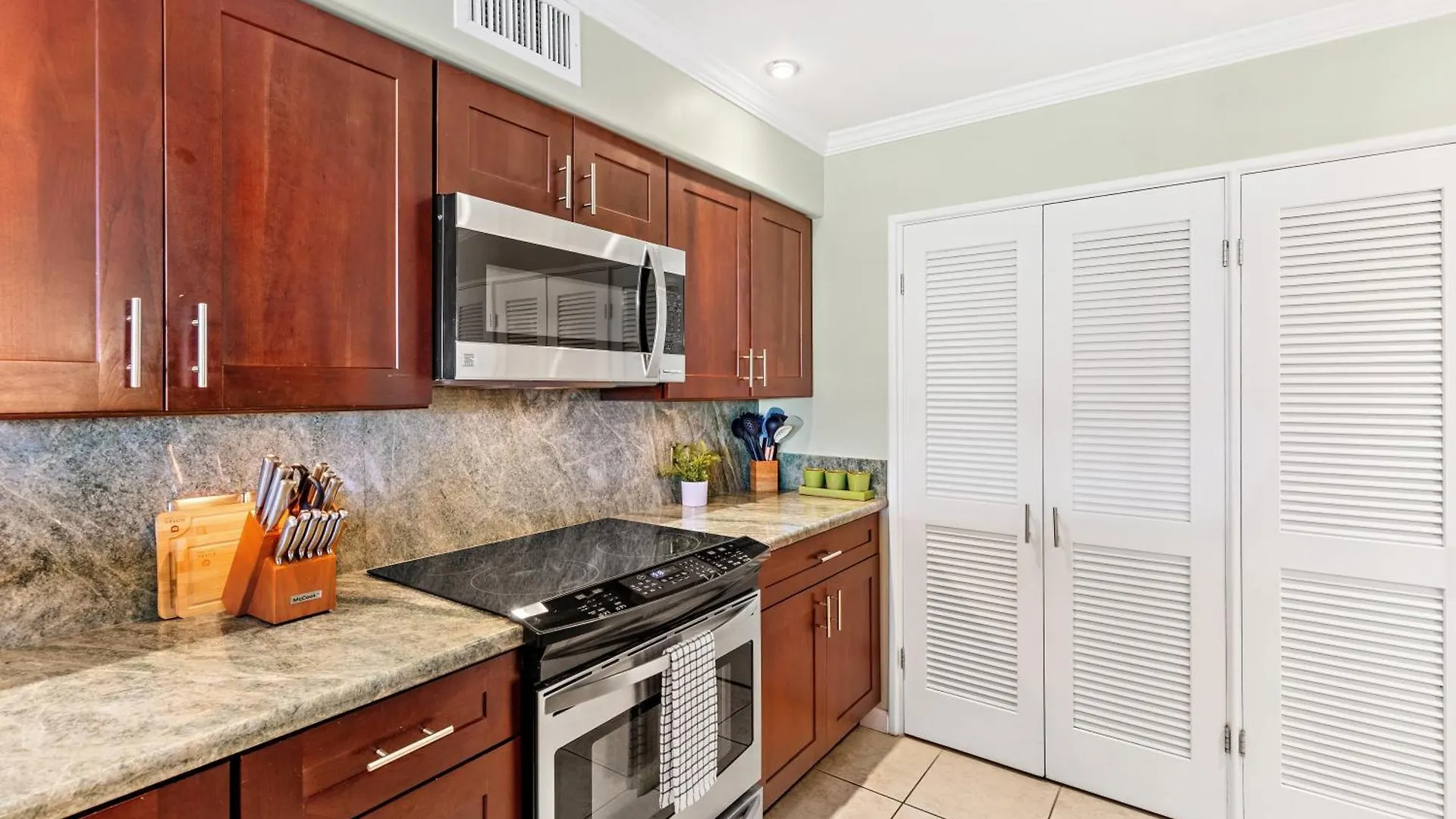 Ka'anapali Royal K302 Holiday home *