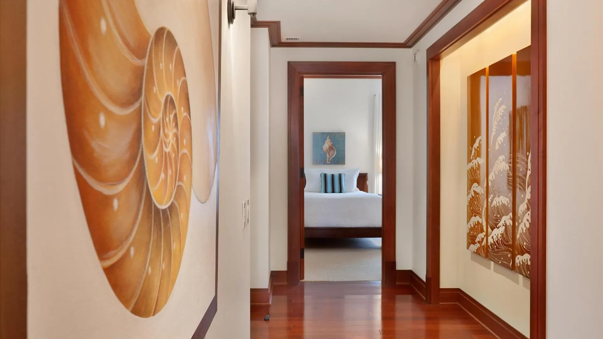 Villa Beautifully Decorated Ocean Front 3 Bedroom Den, 3,5 Bath Montage Grand Sleeps 8