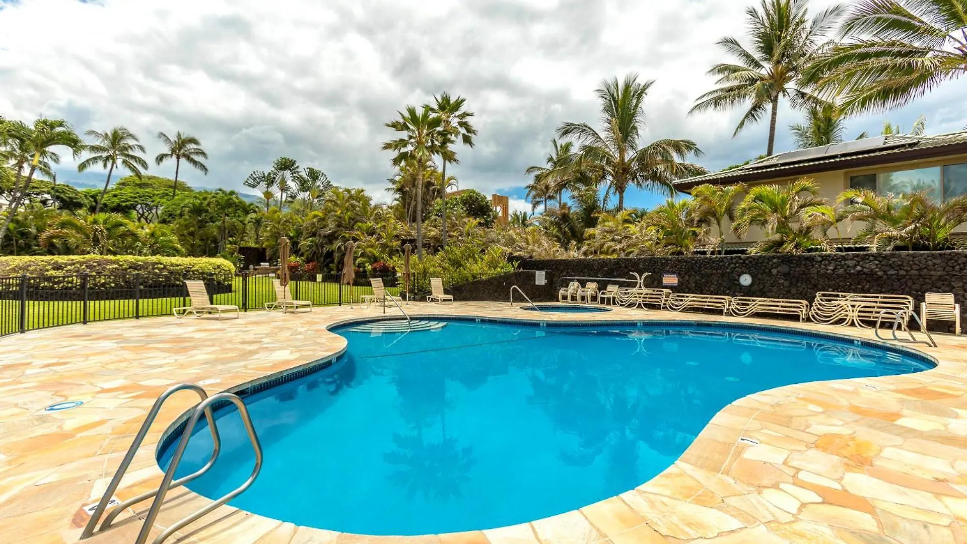 Polo Club 205 By Coldwell Banker Island Vacations Apartment *