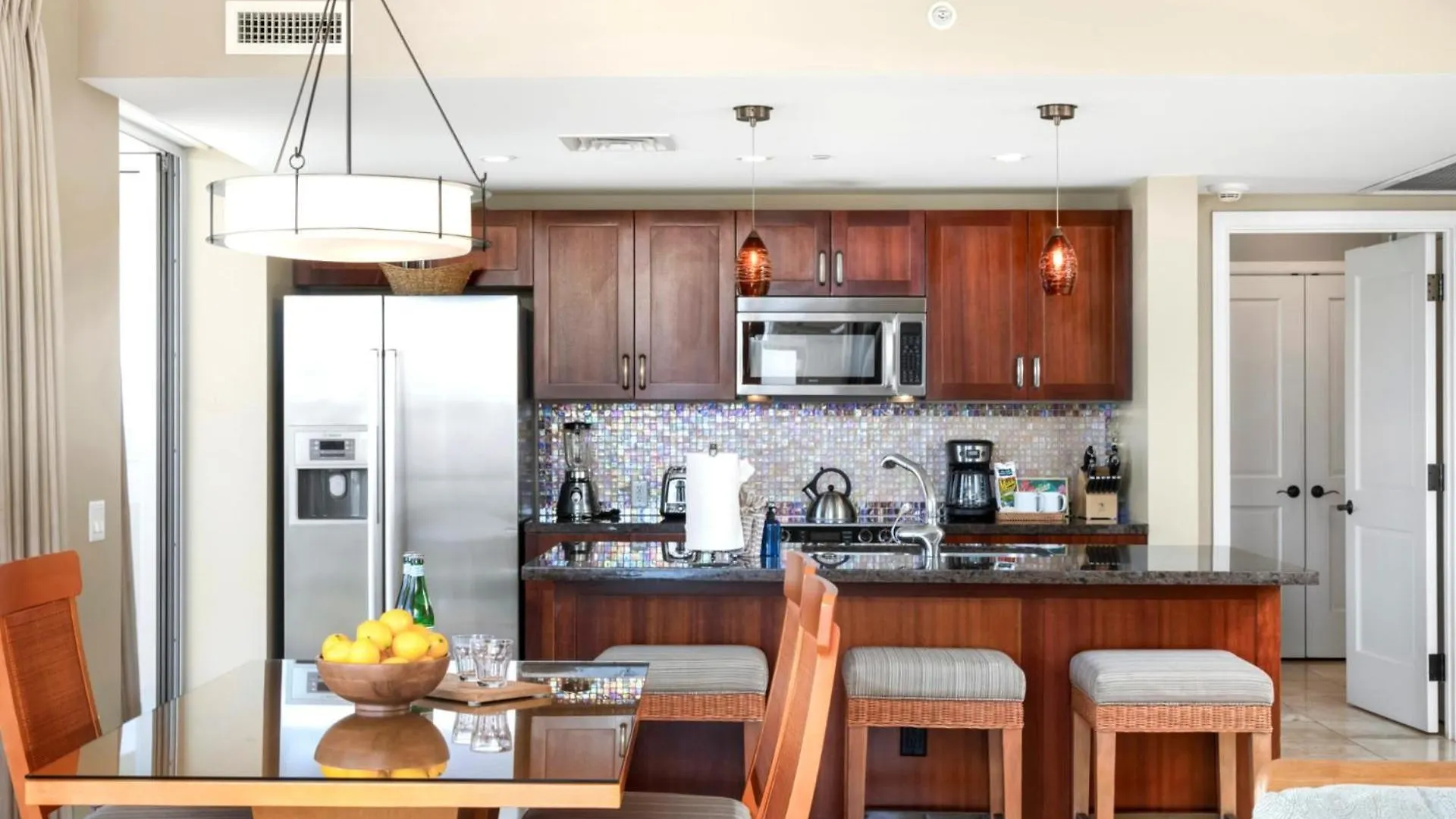 Spacious 5-bedroom Honua Kai Collection - Multi Unit Listing - Same Floor - Ocean Views - 2 Free Cars Hkh-60309 * Kaanapali