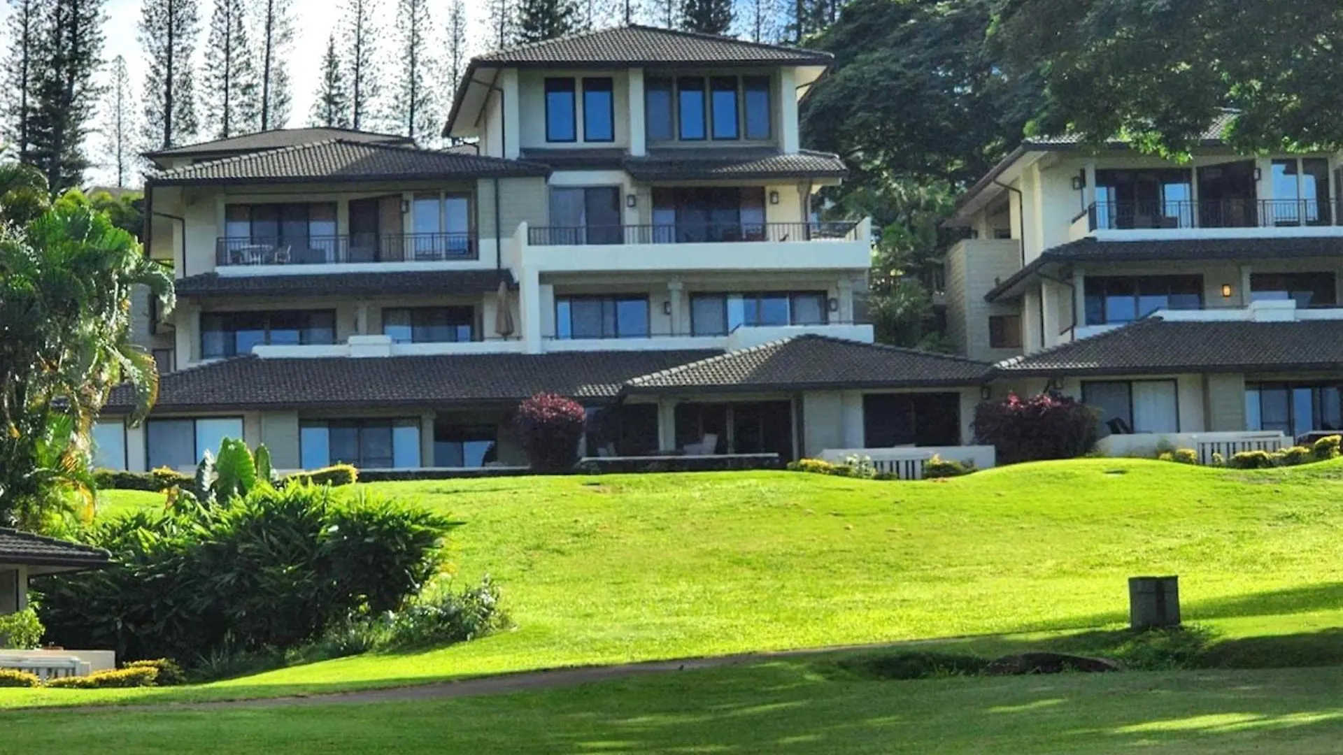 Spacious 4-bedroom Golf Collection - Multi Unit Listing - Same Enclave - Golf Course Views - 3 Free Cars Kgv-17p717t517v3 Kapalua